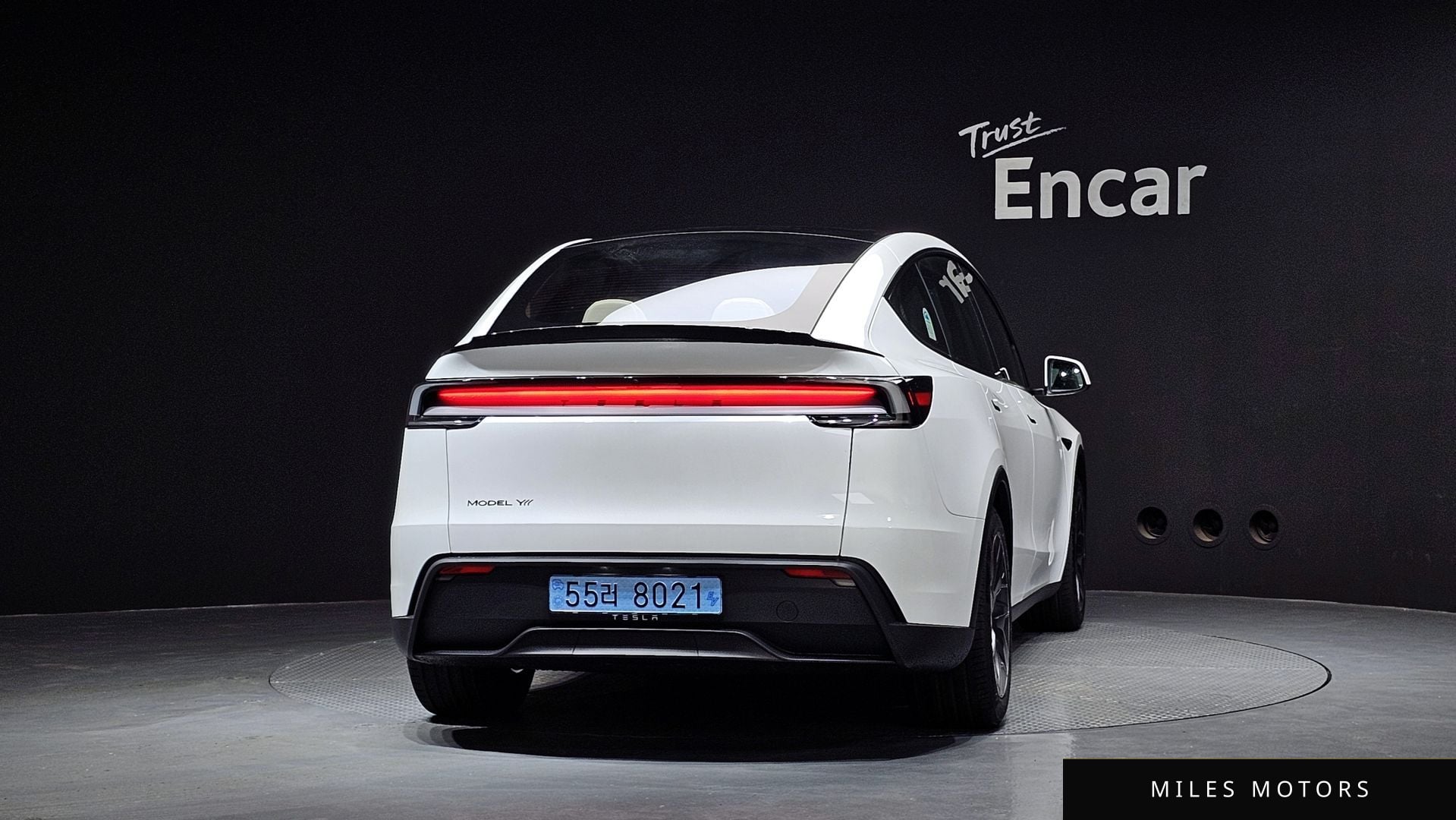 Tesla Model Y 2026 — миниатюра 4