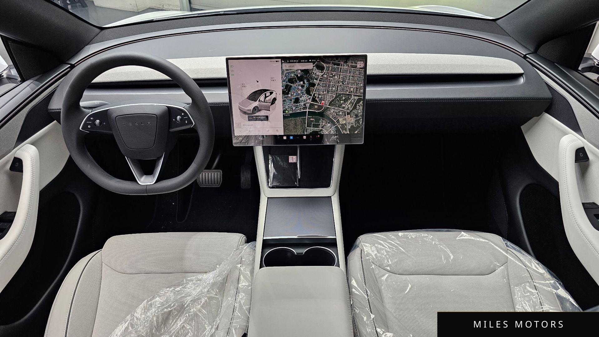 Tesla Model Y 2026 — миниатюра 7