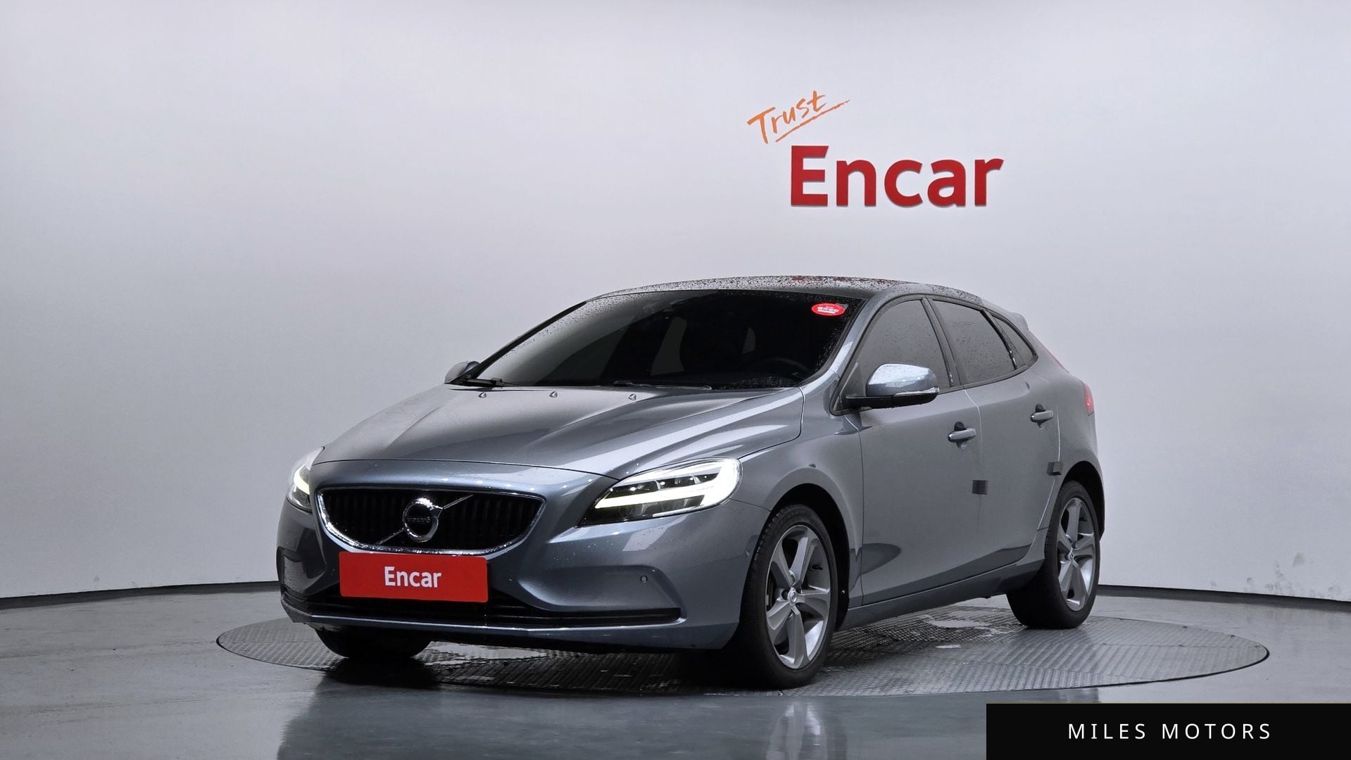 Volvo V40 2018