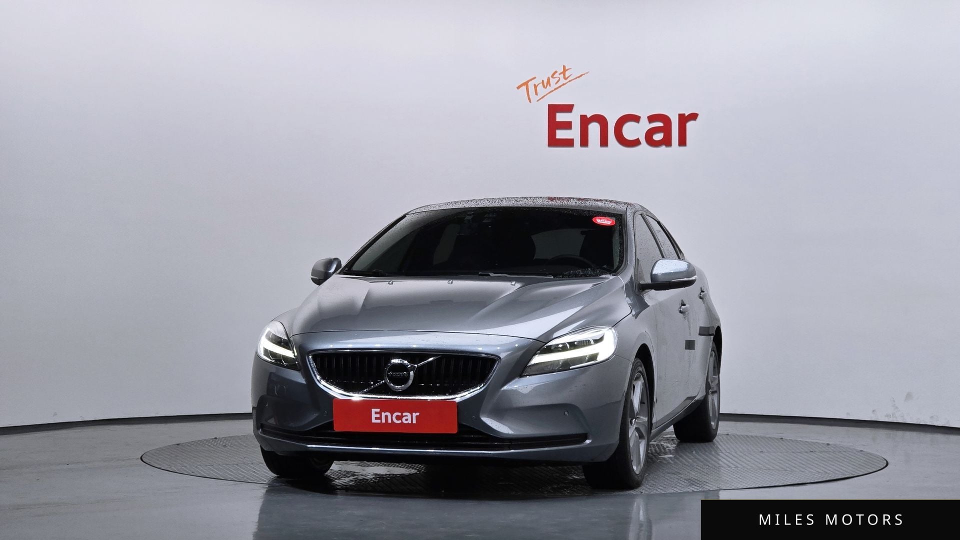 Volvo V40 2018 — миниатюра 3