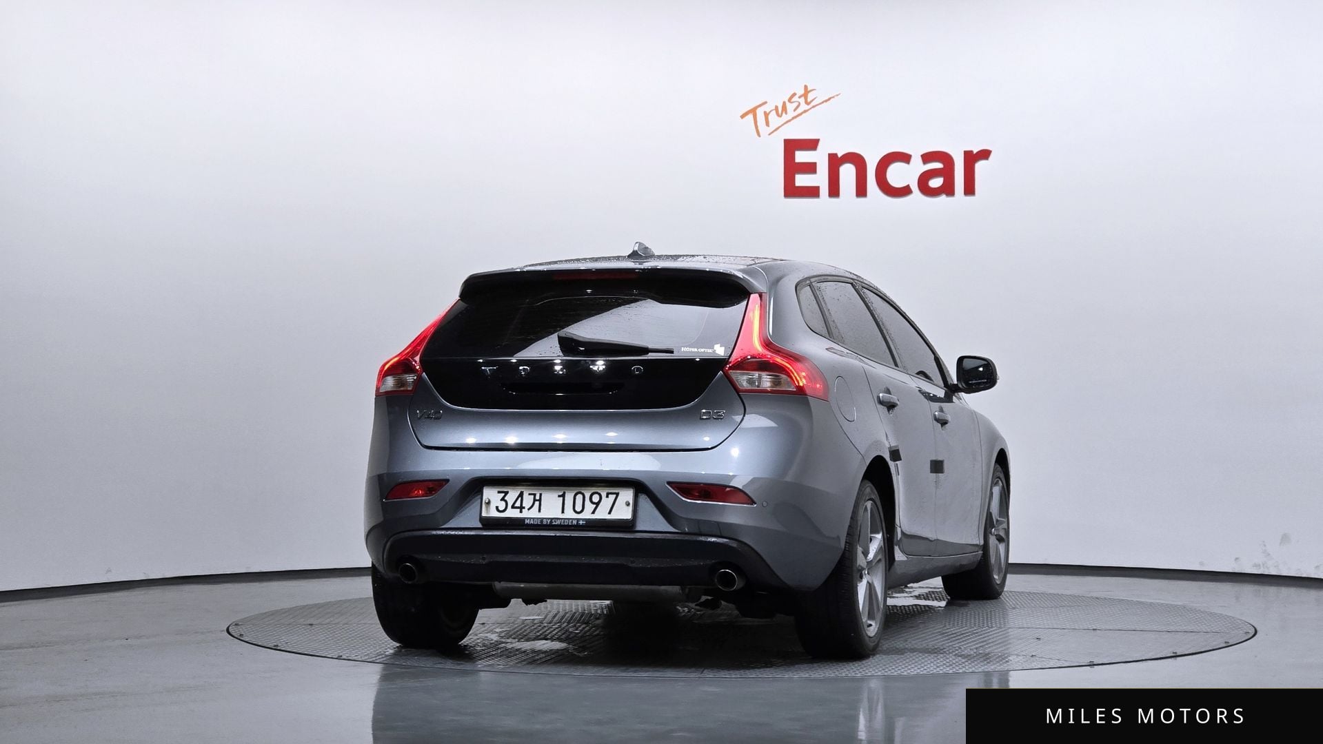 Volvo V40 2018 — миниатюра 4