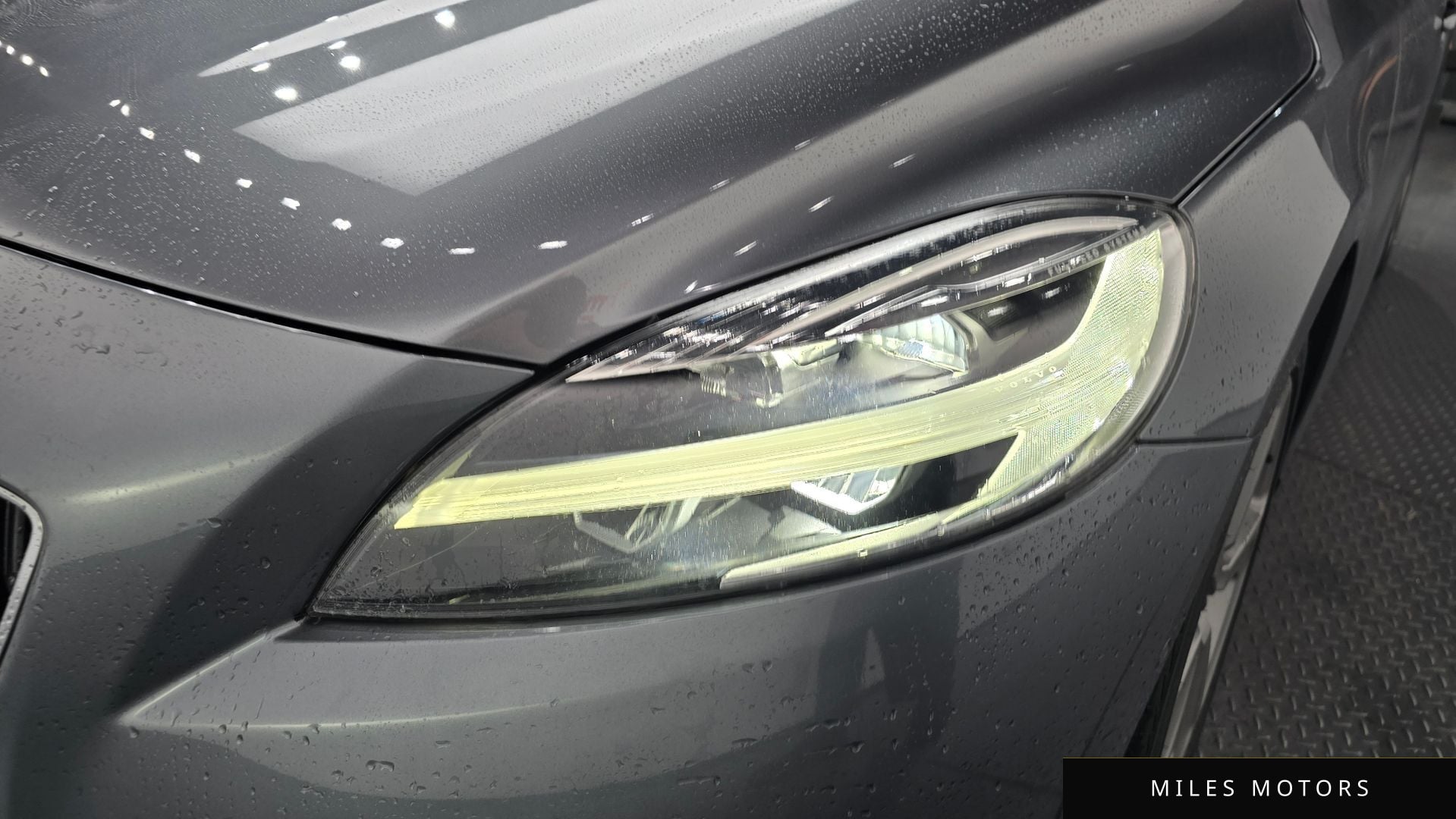 Volvo V40 2018 — миниатюра 8