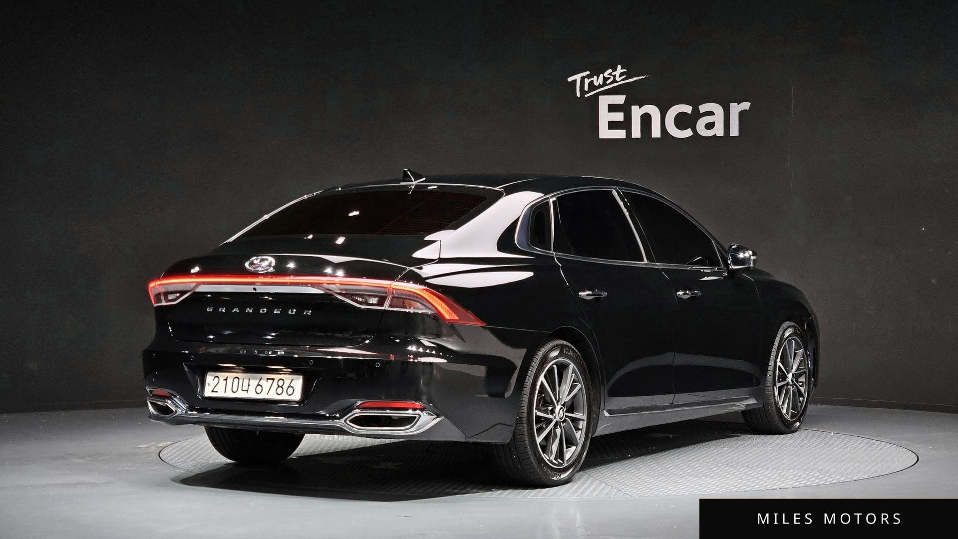 Hyundai Grandeur 2022 — миниатюра 2