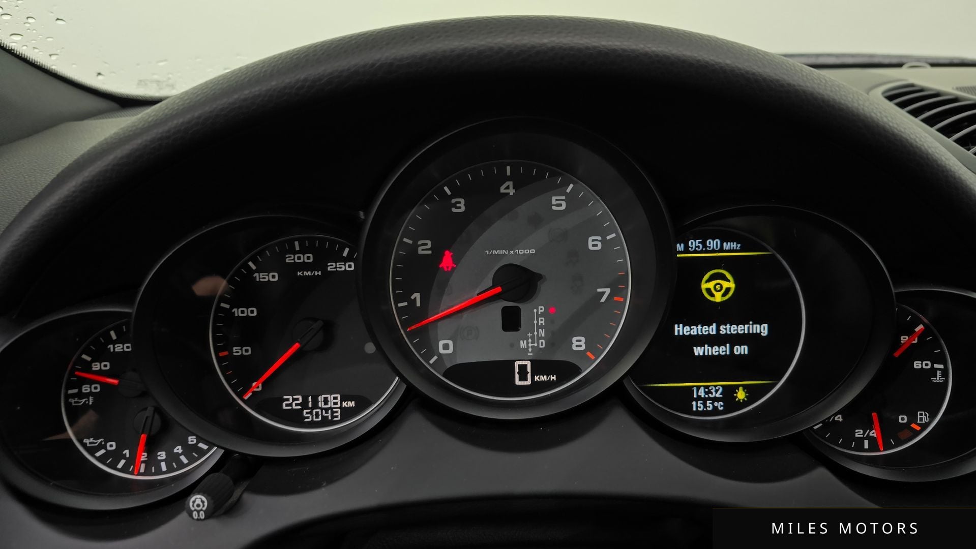 Porsche Cayenne 2011 — миниатюра 8