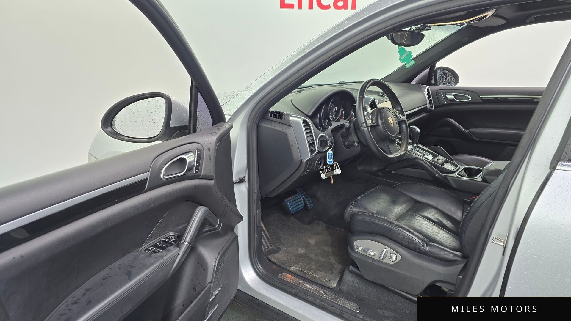 Porsche Cayenne 2011 — миниатюра 10