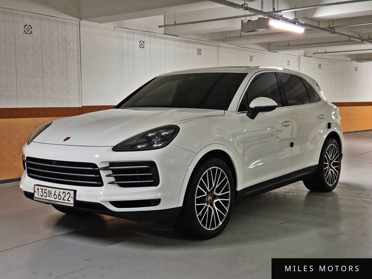 Porsche Cayenne 2020 — фото 1 из 12