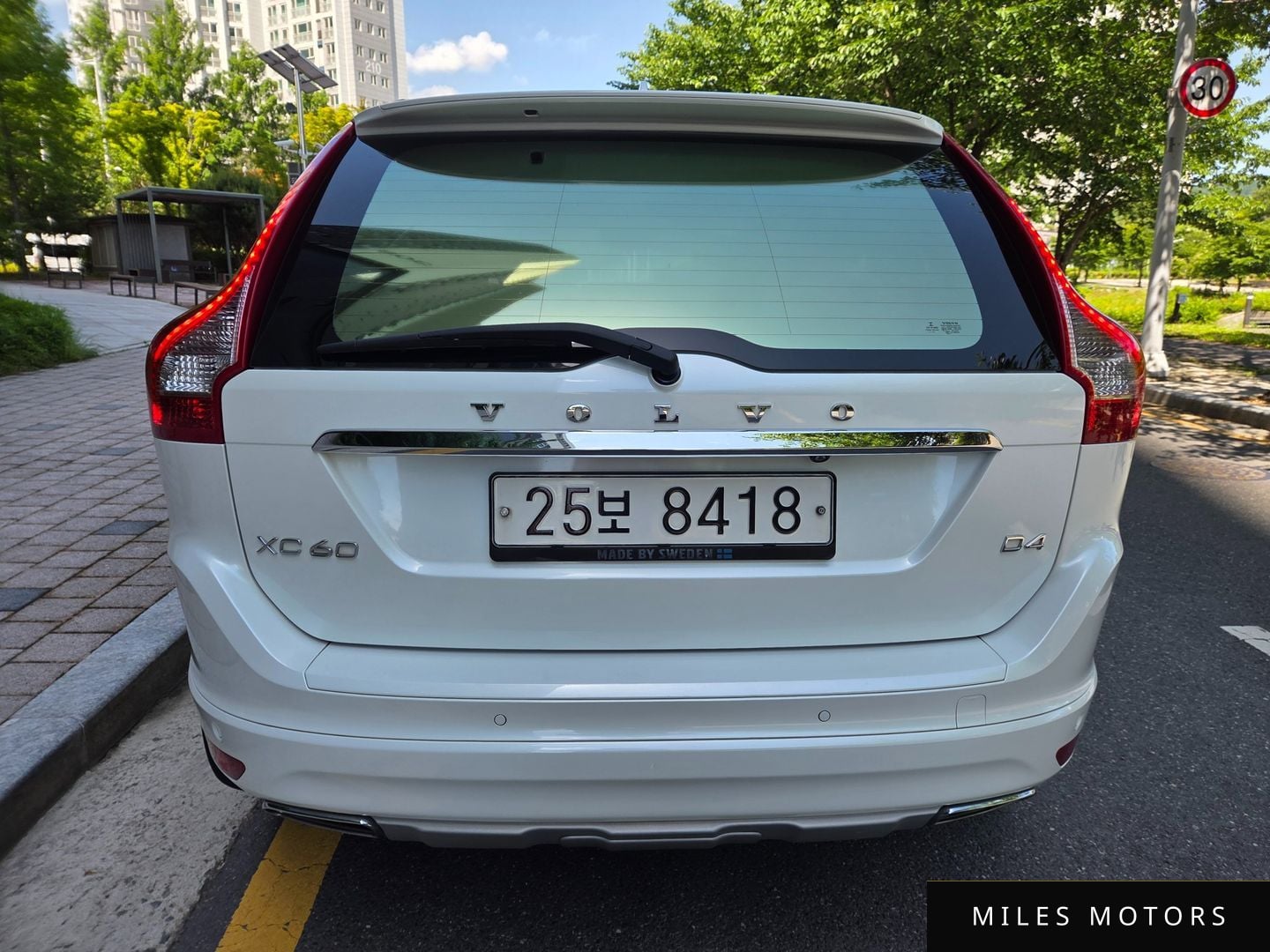 Volvo XC60 2017 — миниатюра 4