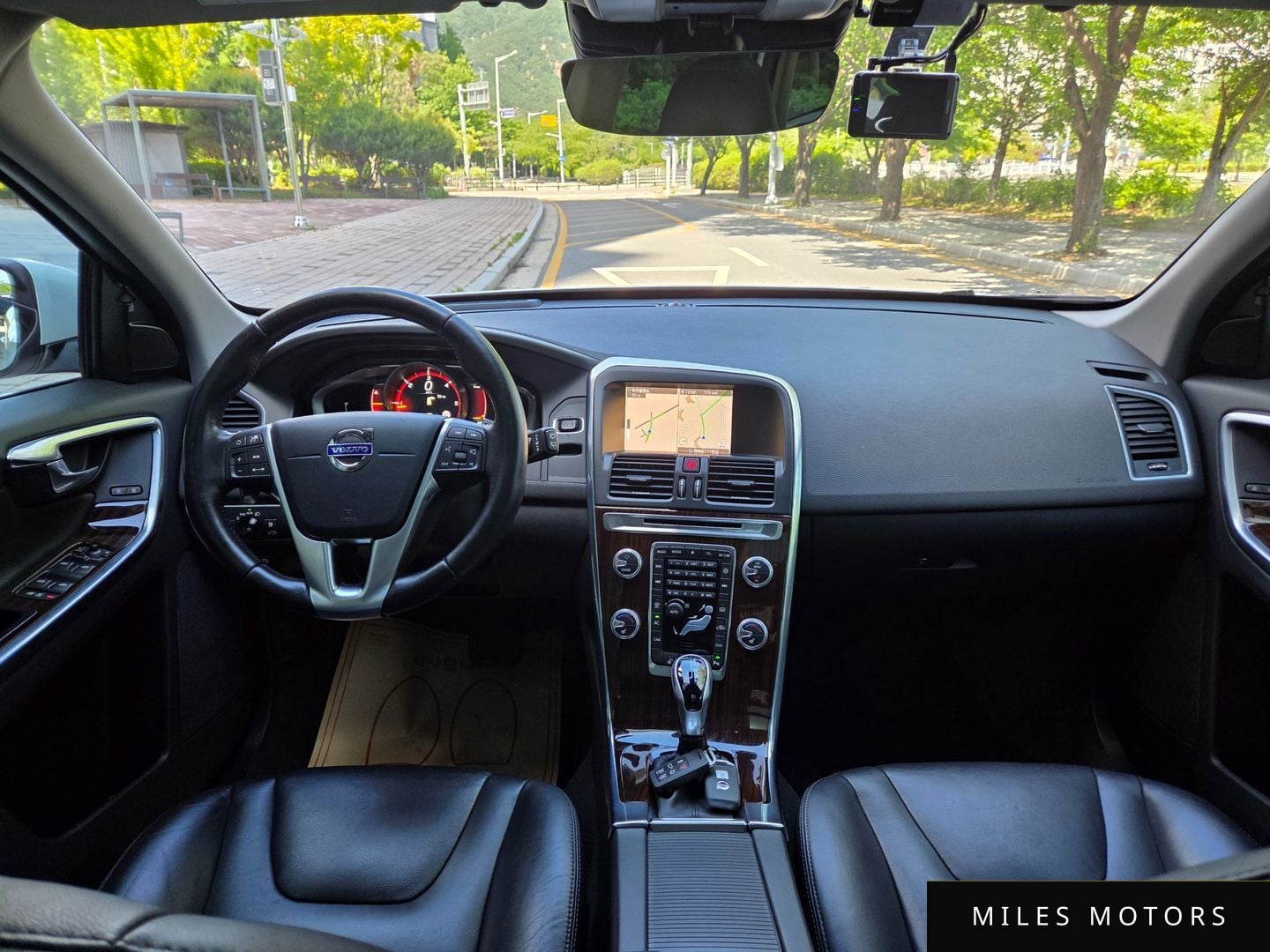 Volvo XC60 2017 — миниатюра 9