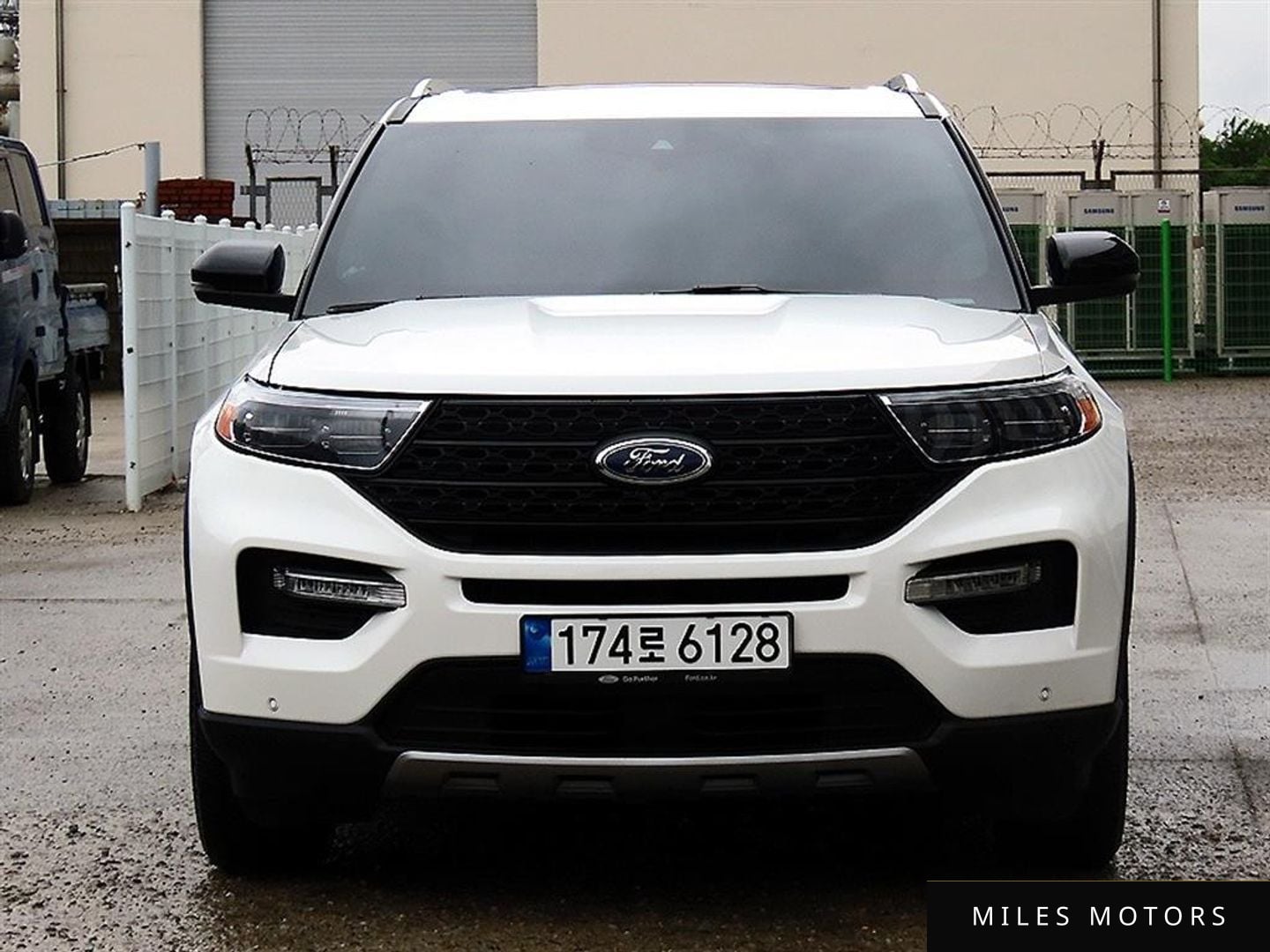 Ford Explorer 2022 — миниатюра 2