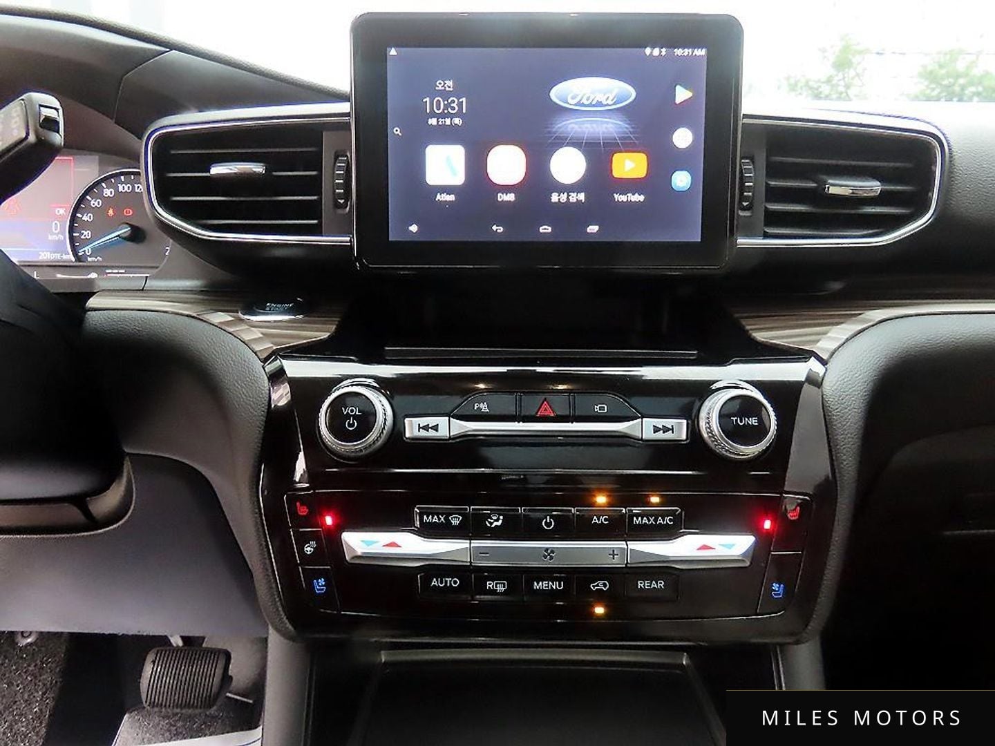Ford Explorer 2022 — миниатюра 12