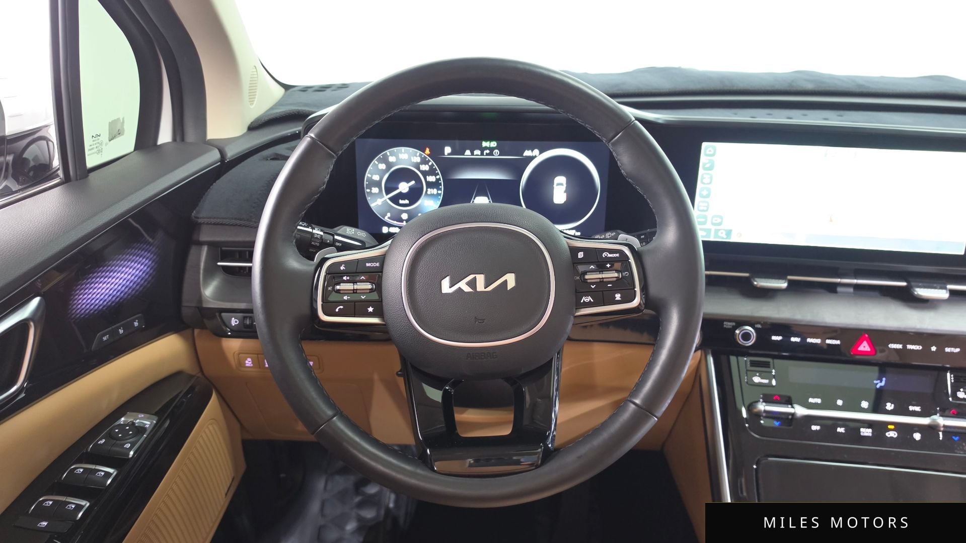 Kia Carnival 2023 — миниатюра 12