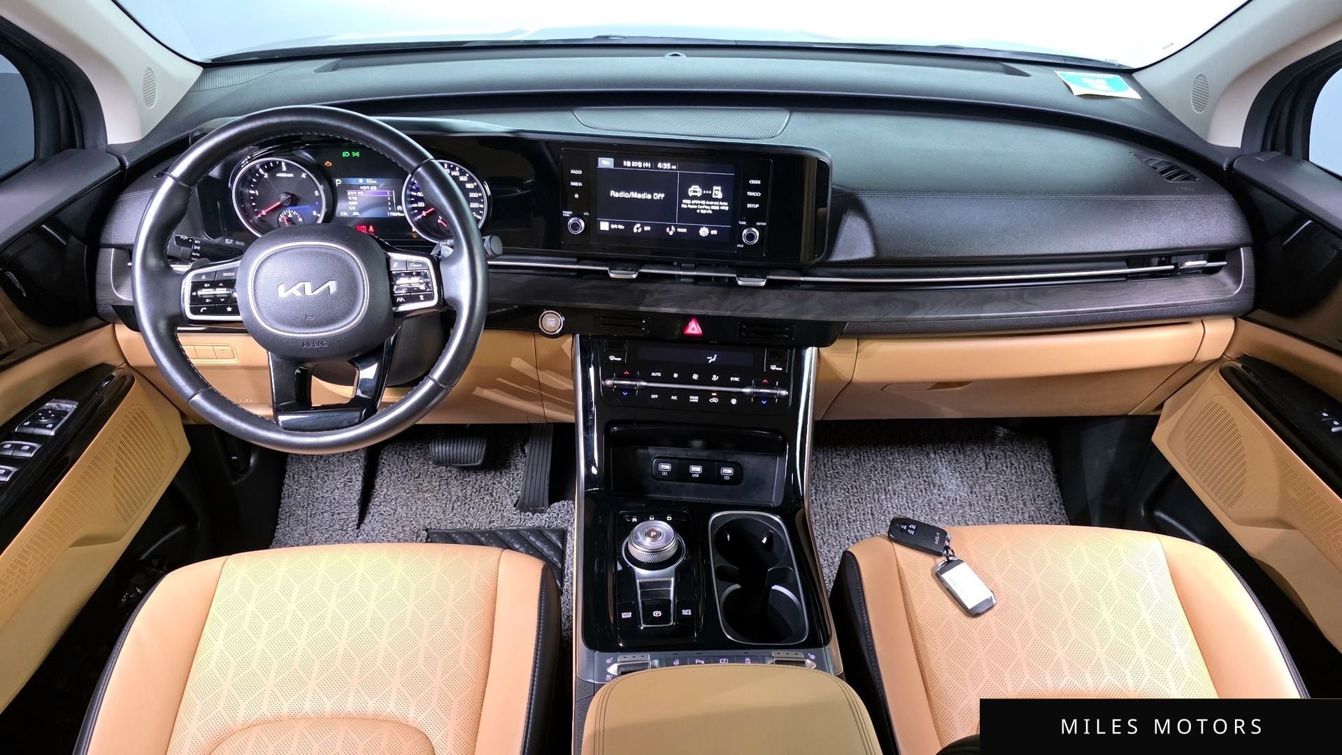 Kia Carnival 2022 — миниатюра 10