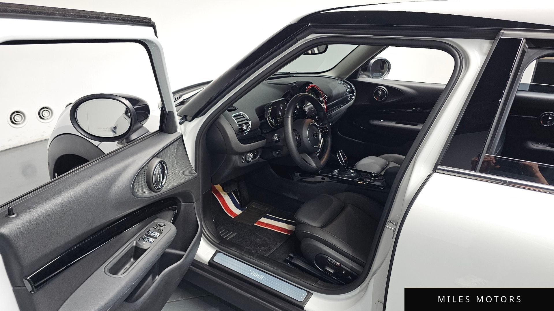 MINI Clubman 2024 — миниатюра 12
