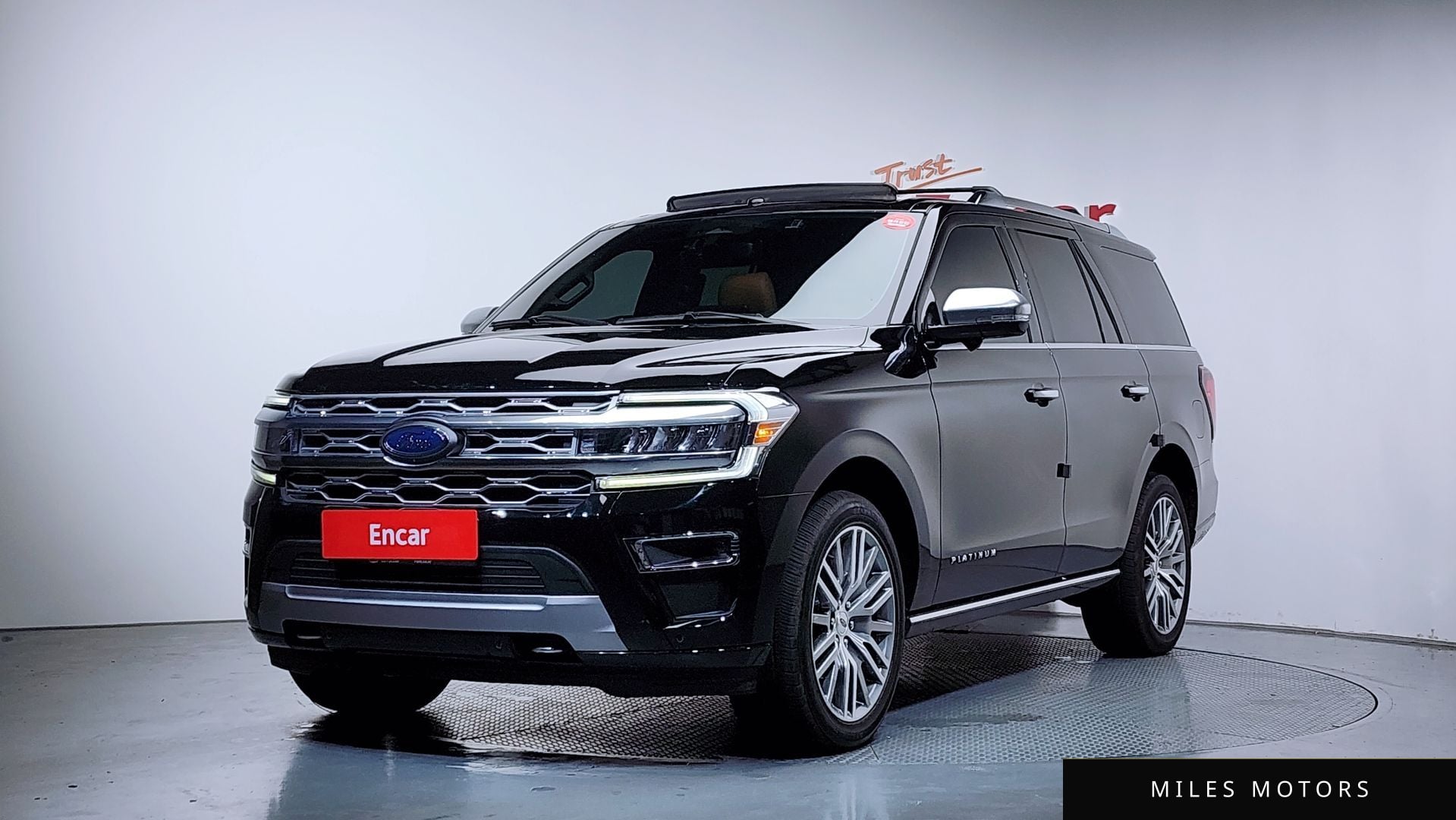 Ford Expedition 2022 — фото 1 из 12