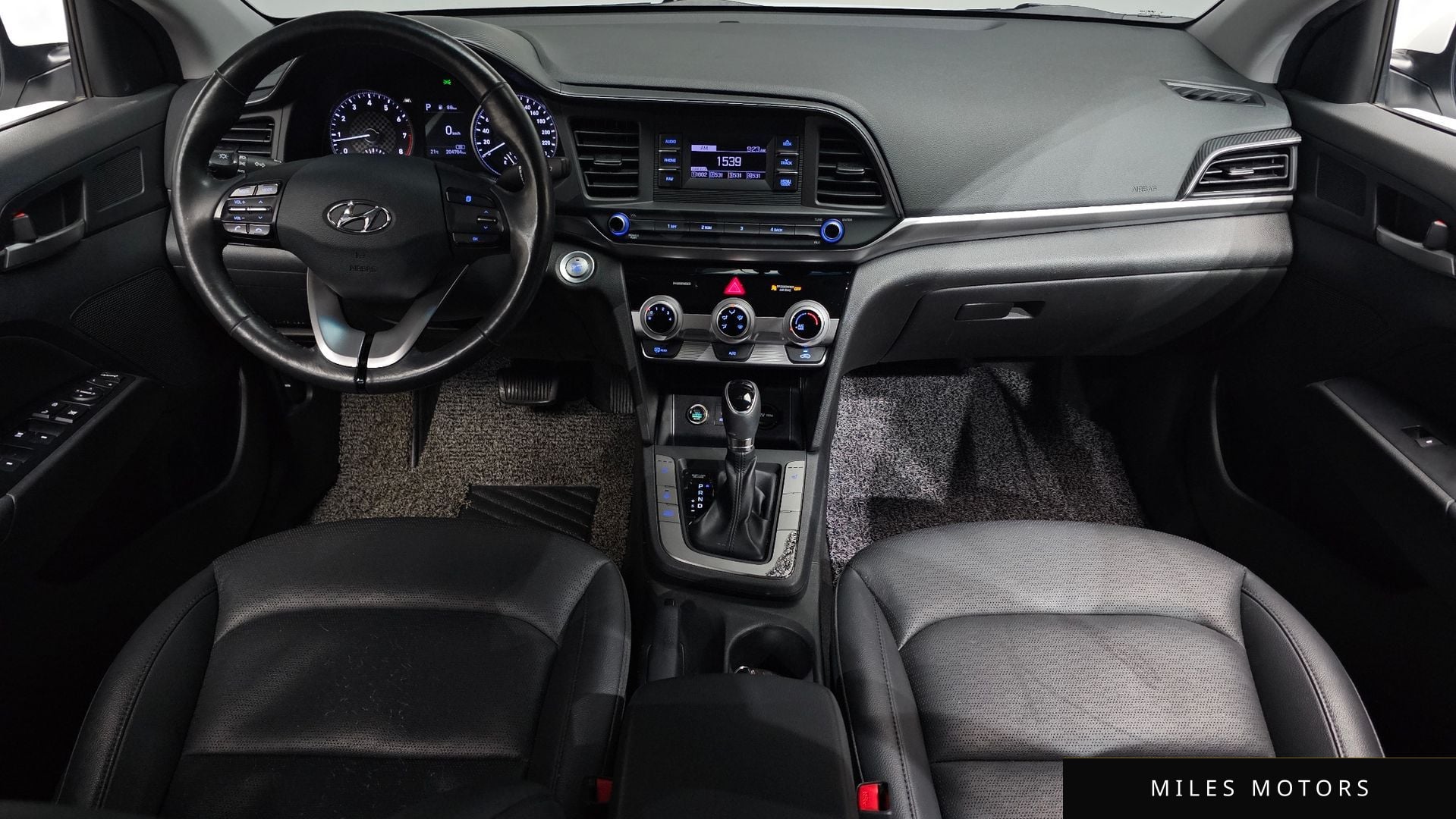 Hyundai AVANTE 2019 — миниатюра 10