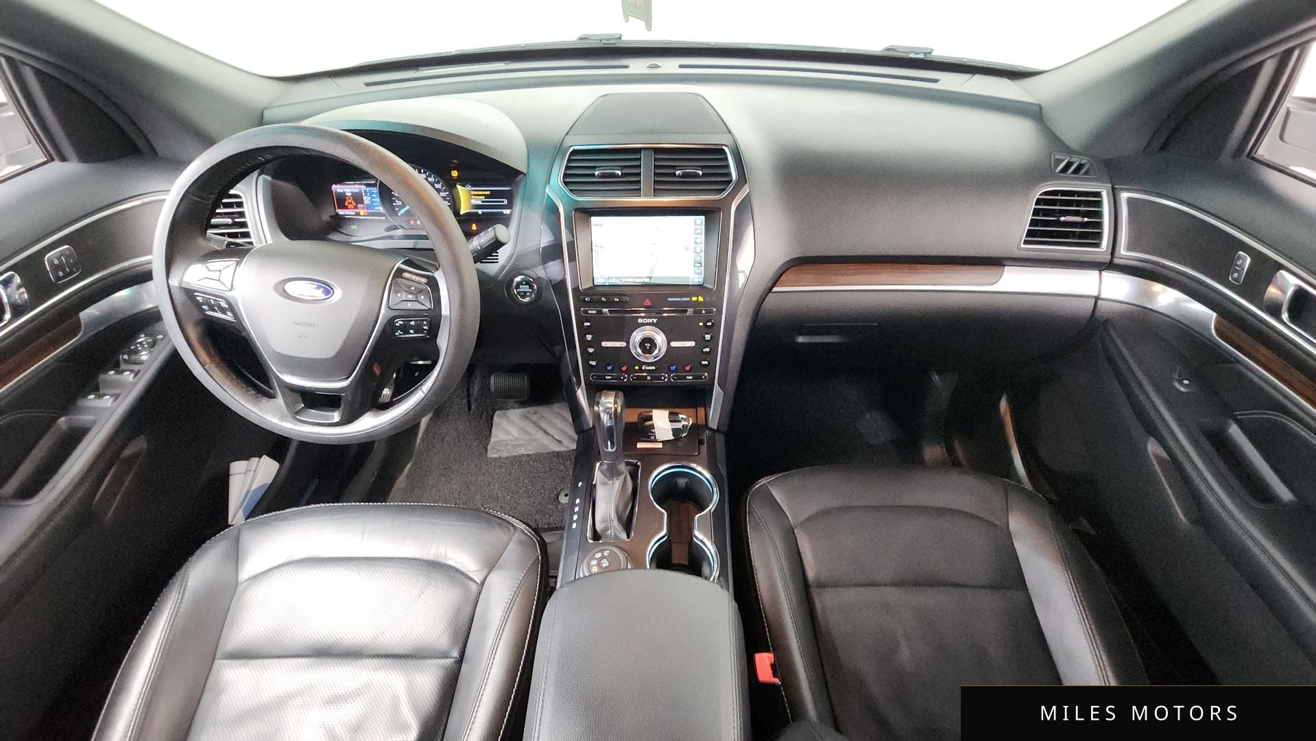 Ford Explorer 2016 — миниатюра 7