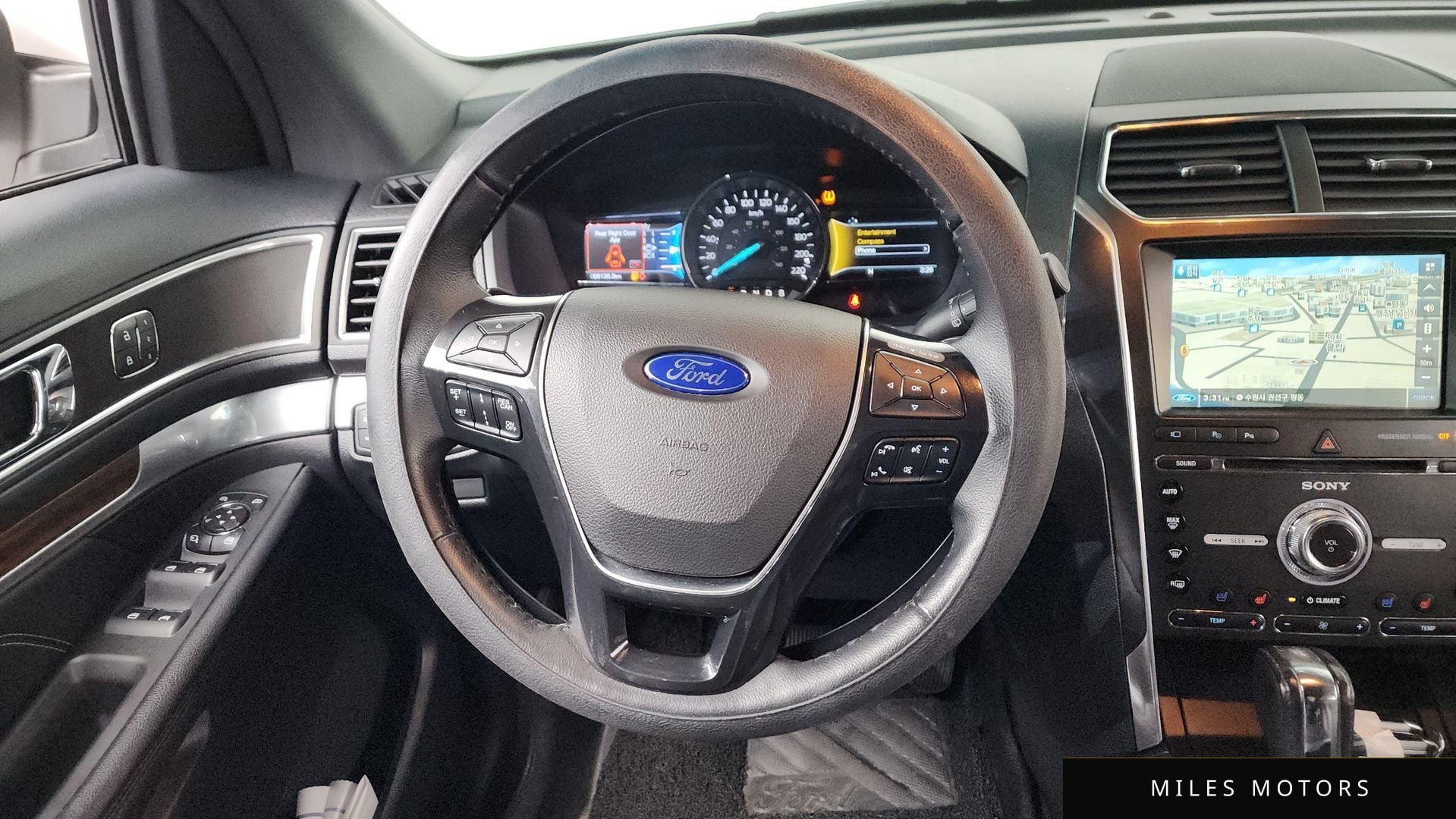 Ford Explorer 2016 — миниатюра 12