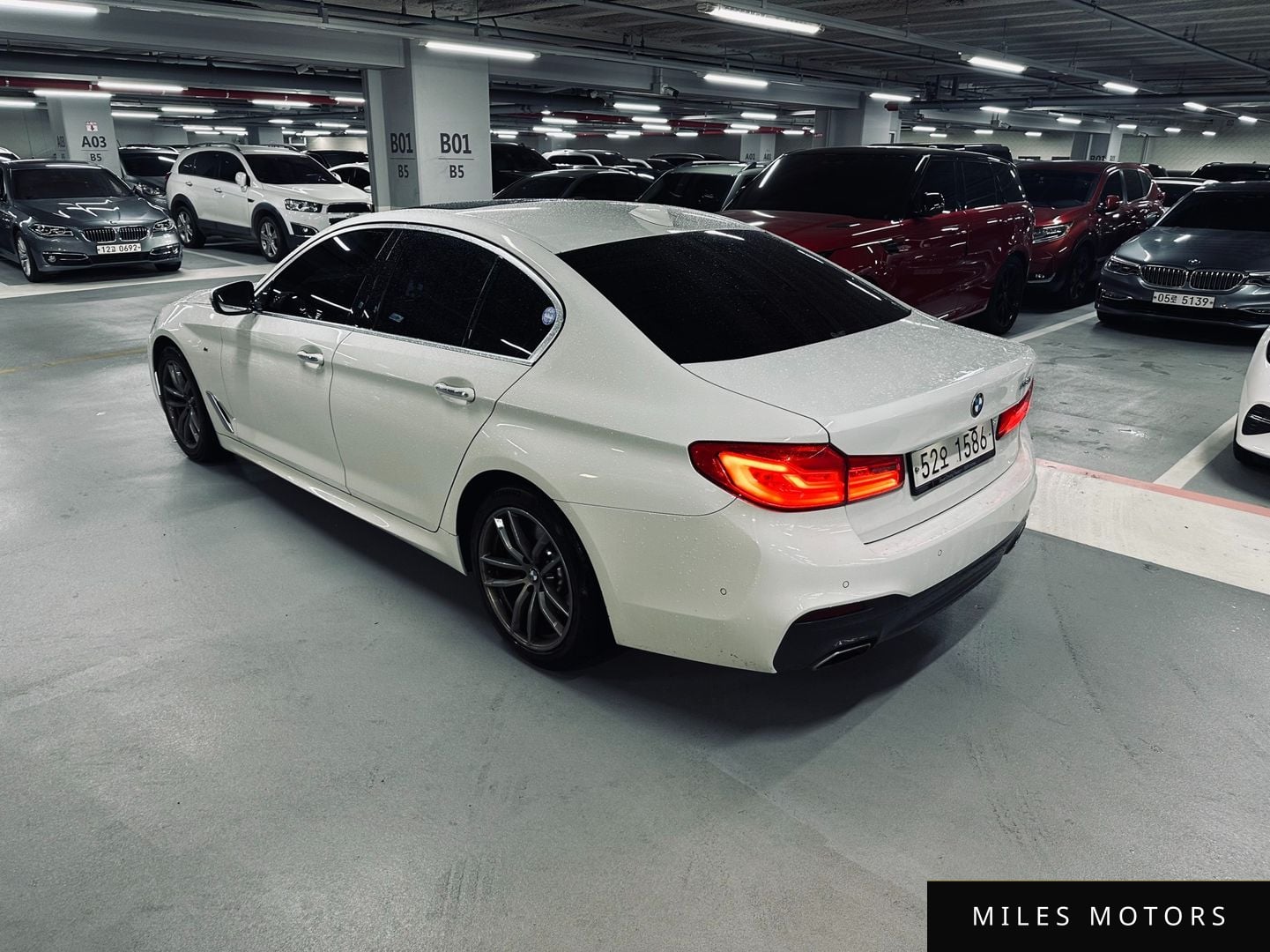 BMW 5 Series (G30) 2018 — миниатюра 3