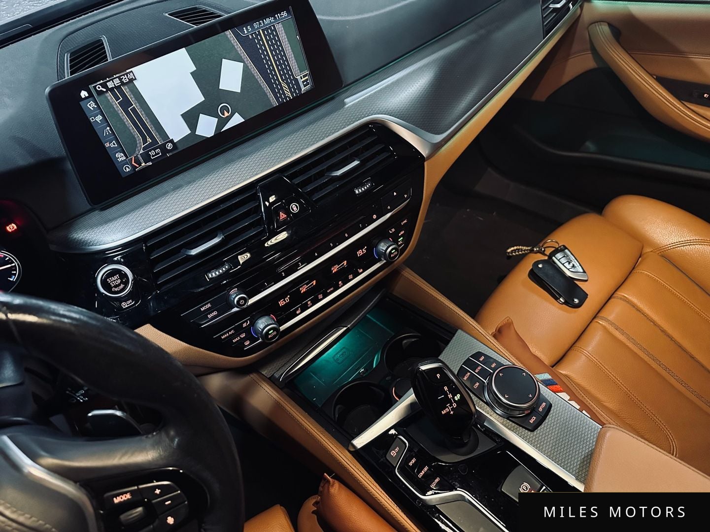 BMW 5 Series (G30) 2018 — миниатюра 6