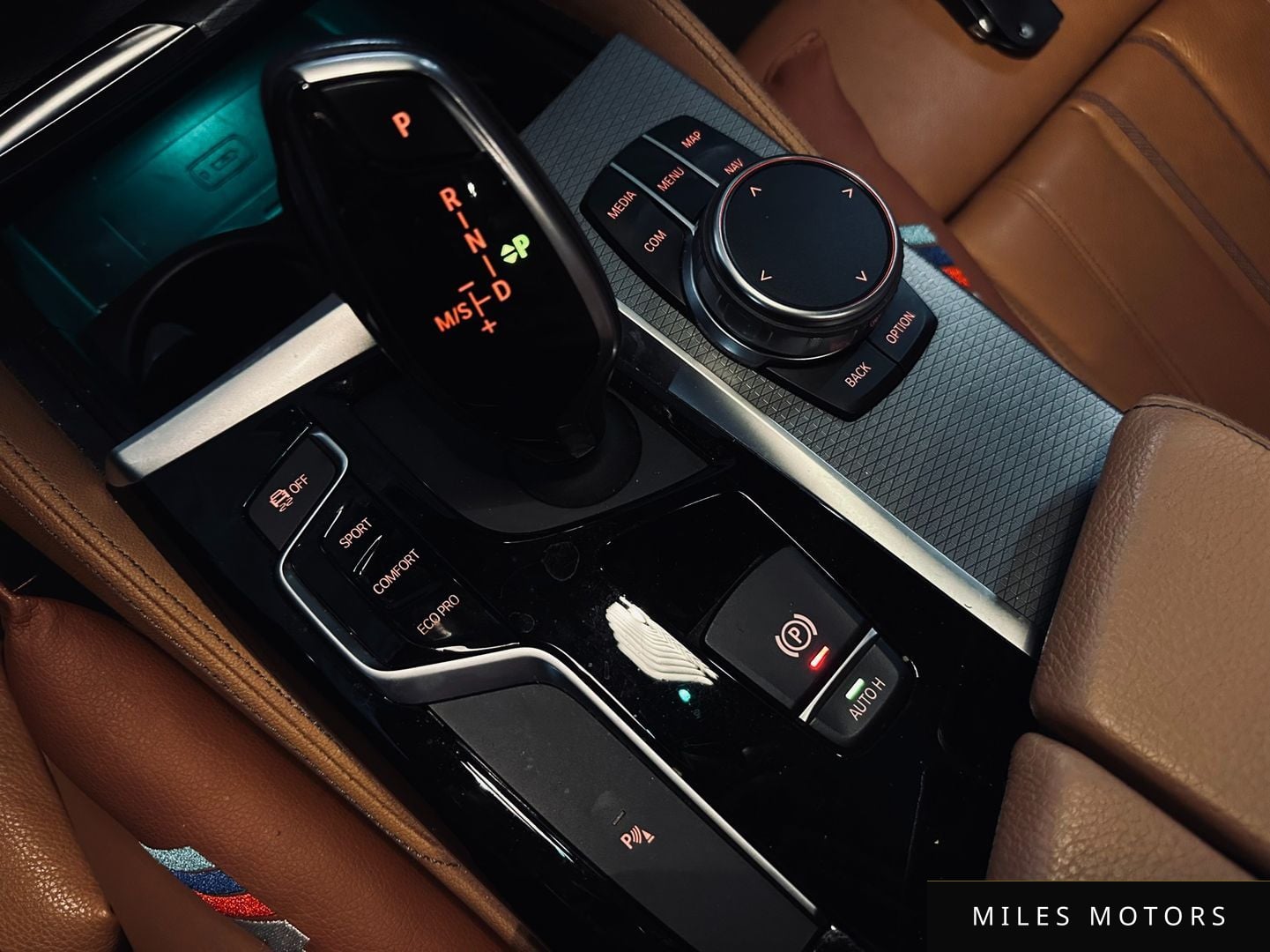 BMW 5 Series (G30) 2018 — миниатюра 9