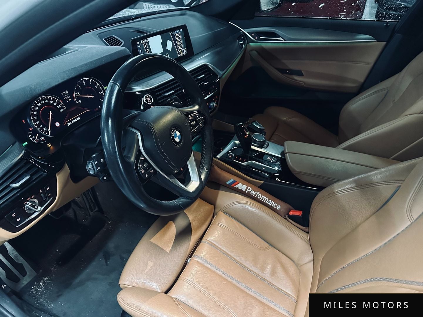 BMW 5 Series (G30) 2018 — миниатюра 10