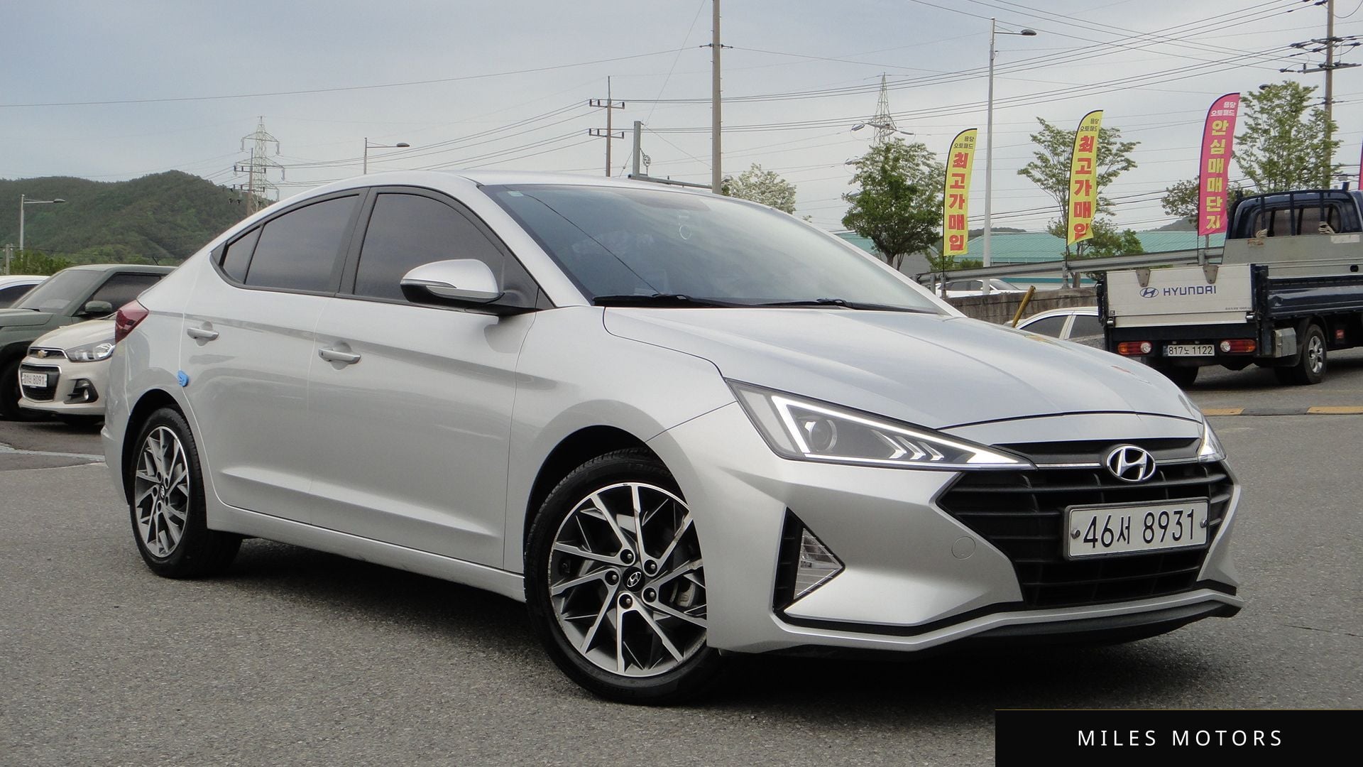 Hyundai AVANTE 2019 — фото 1 из 12