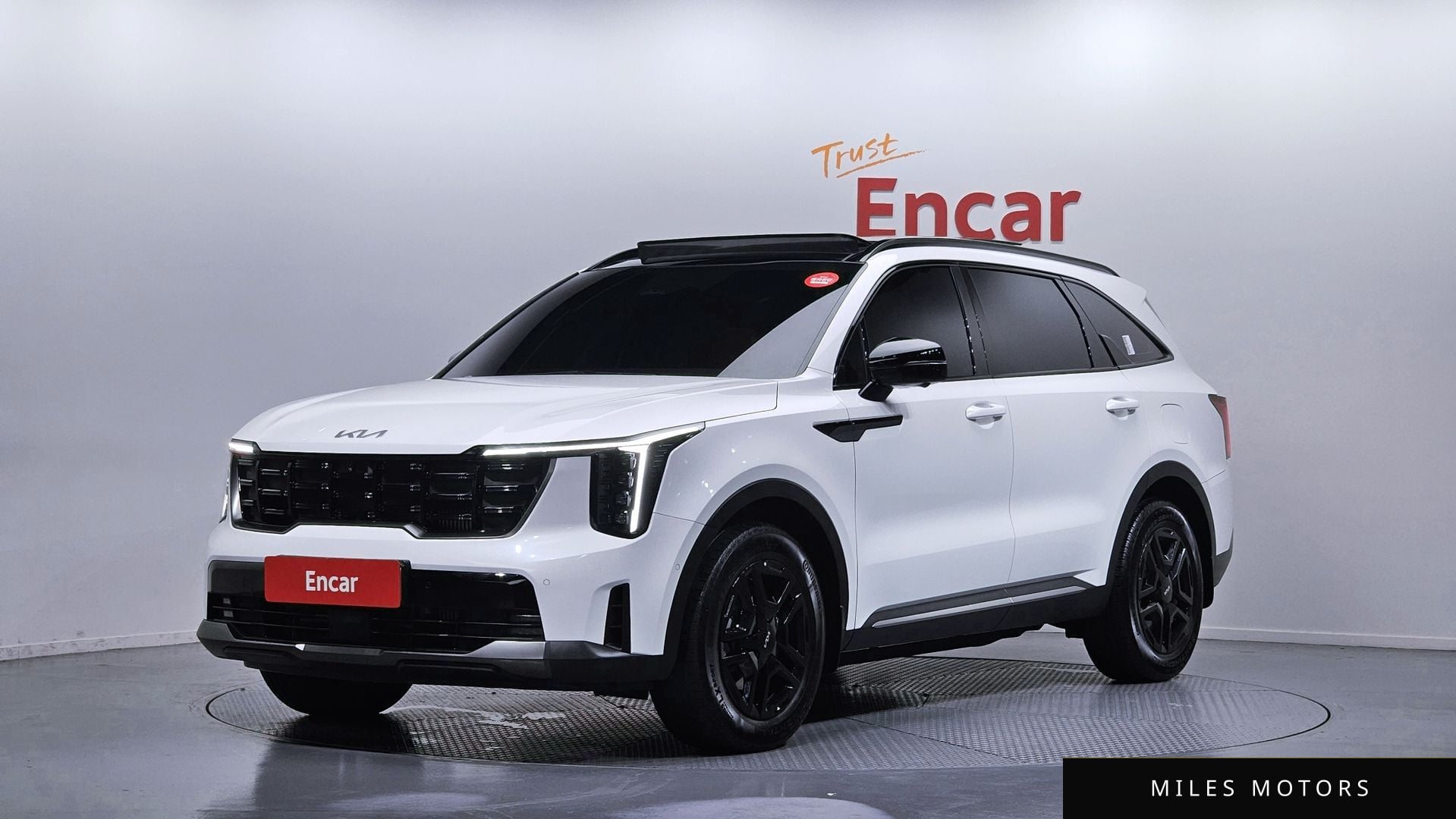 Kia Sorento 2024 — фото 1 из 12