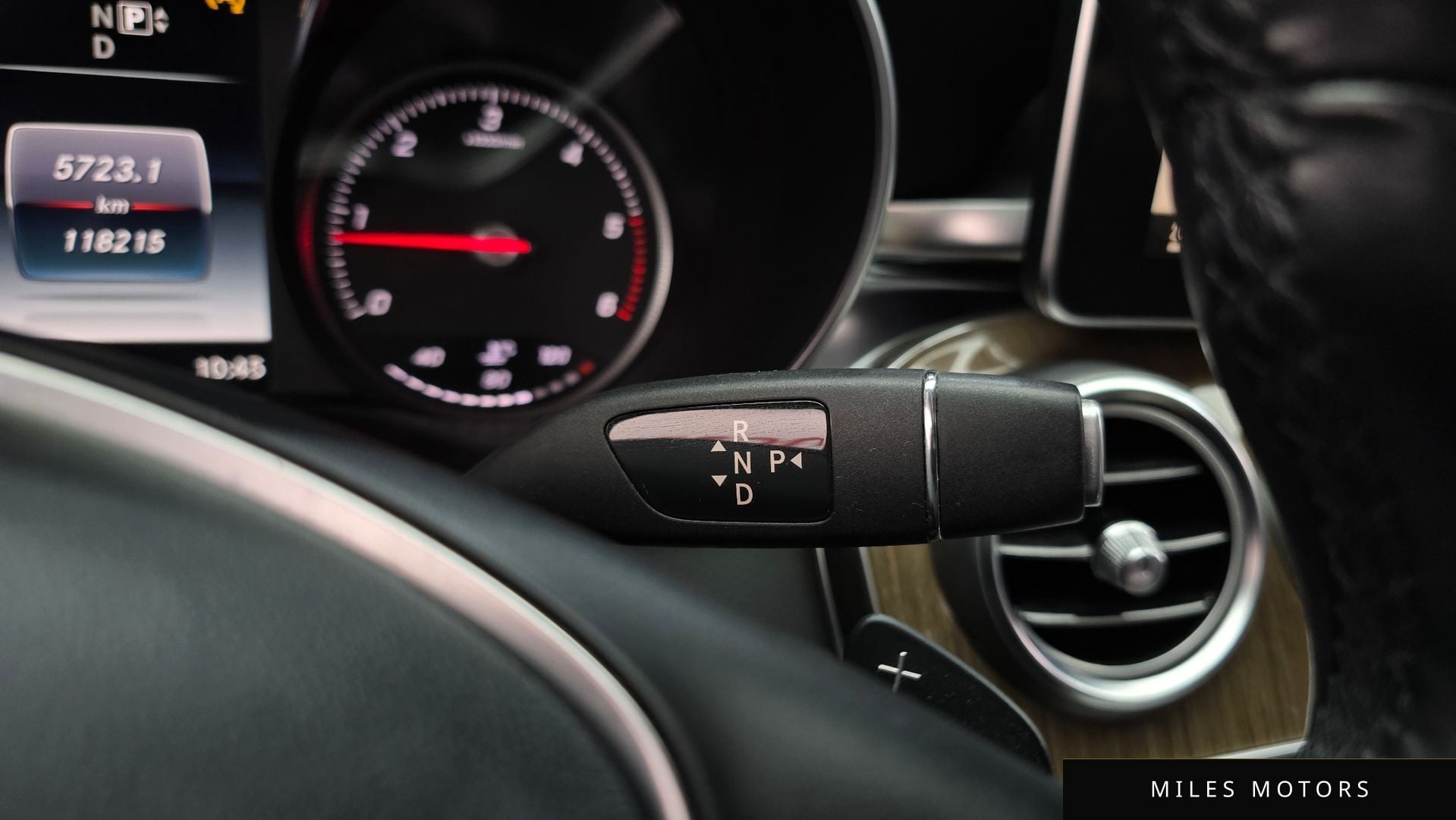Mercedes-Benz C-Class W205 2015 — миниатюра 9
