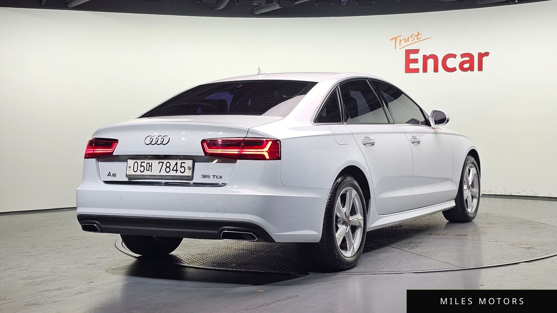 Audi A6 2018 — миниатюра 2