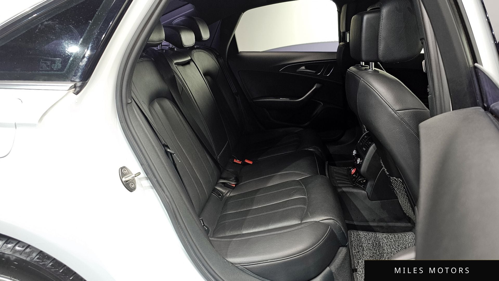 Audi A6 2018 — миниатюра 11