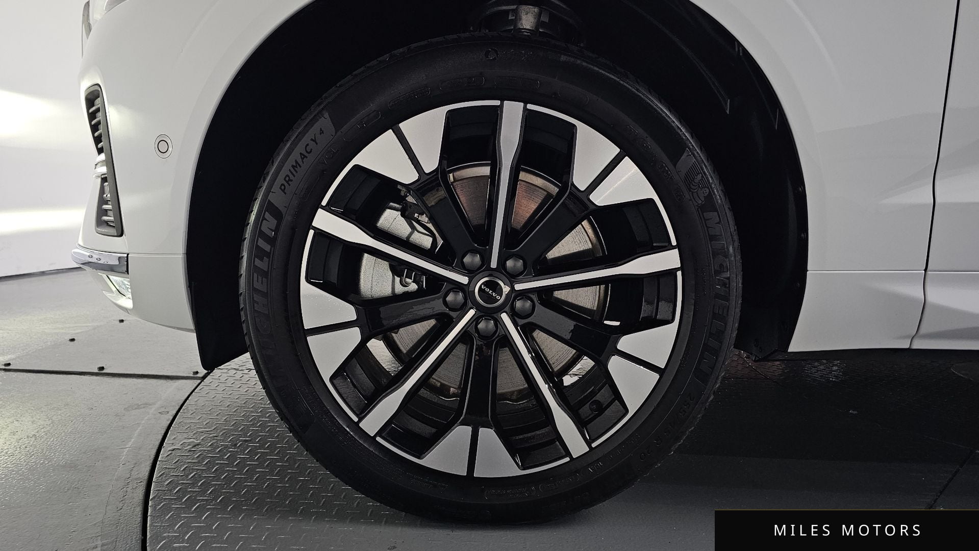 Volvo XC60 2026 — миниатюра 4