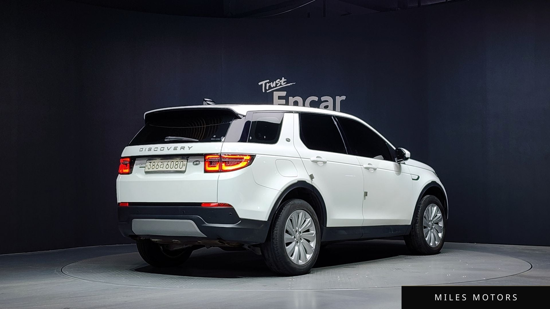 Land Rover Discovery Sport 2020 — миниатюра 2