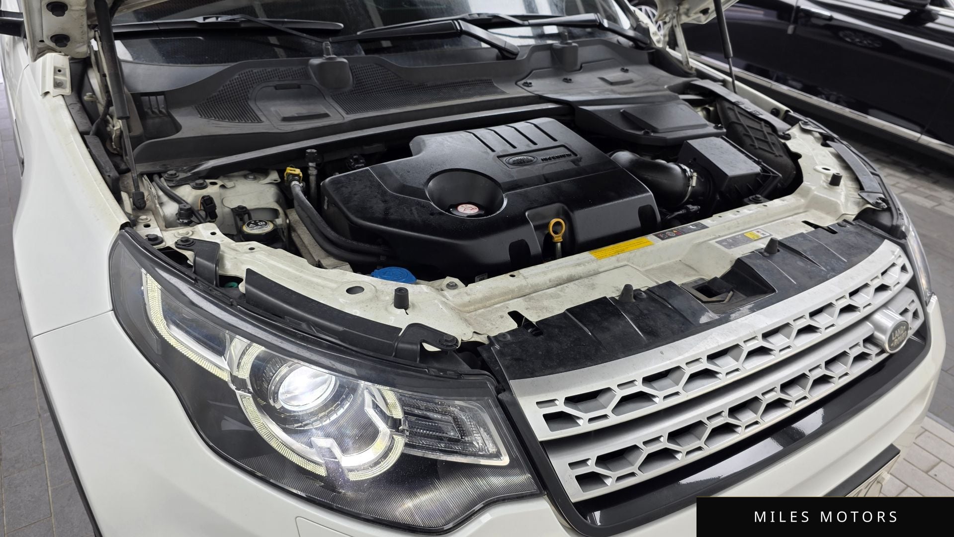 Land Rover Discovery Sport 2016 — миниатюра 6