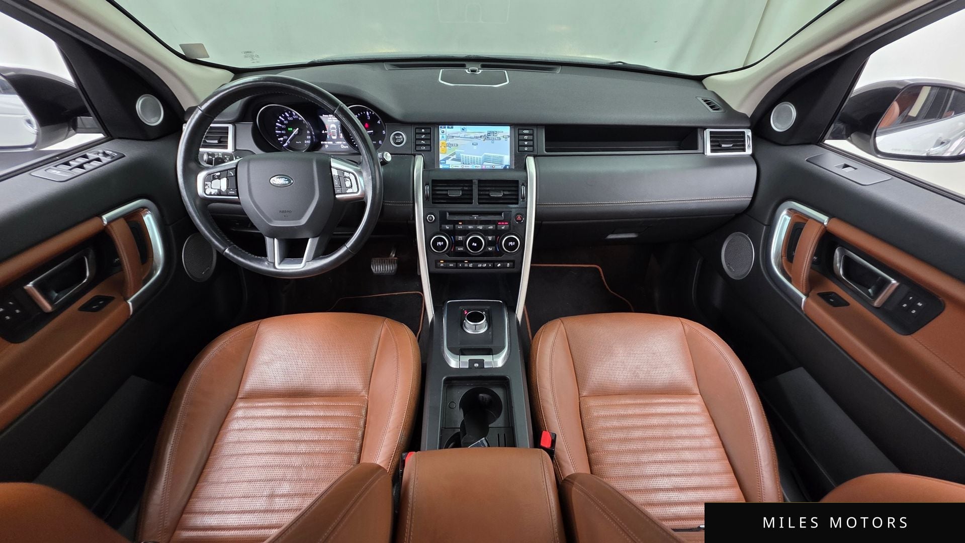 Land Rover Discovery Sport 2016 — миниатюра 7
