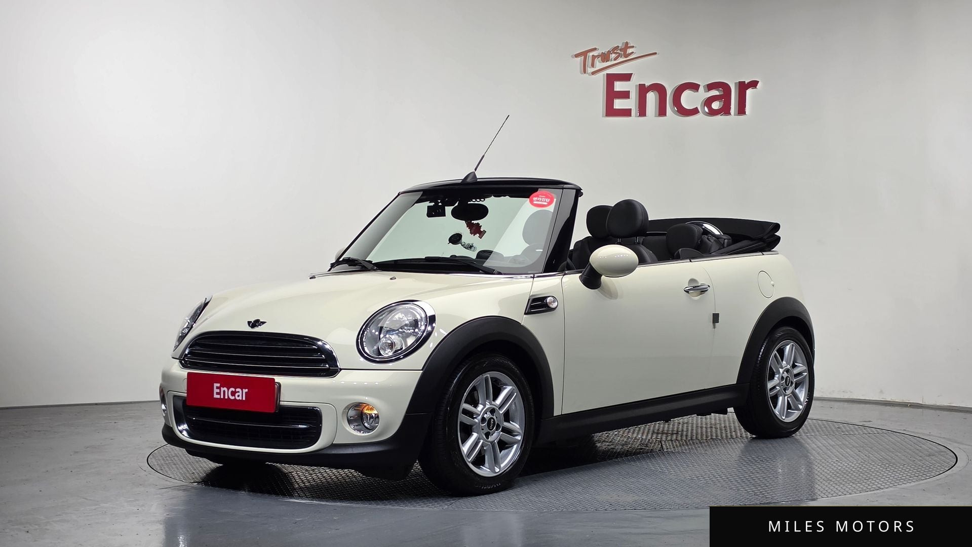 MINI Cooper Convertible 2014 — фото 1 из 12