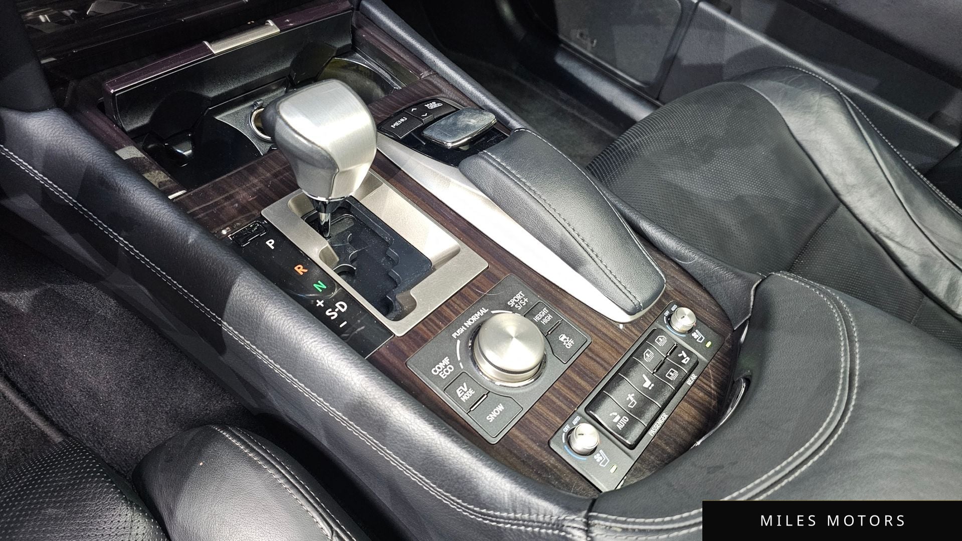 Лексус LS600hL 2013 — миниатюра 9