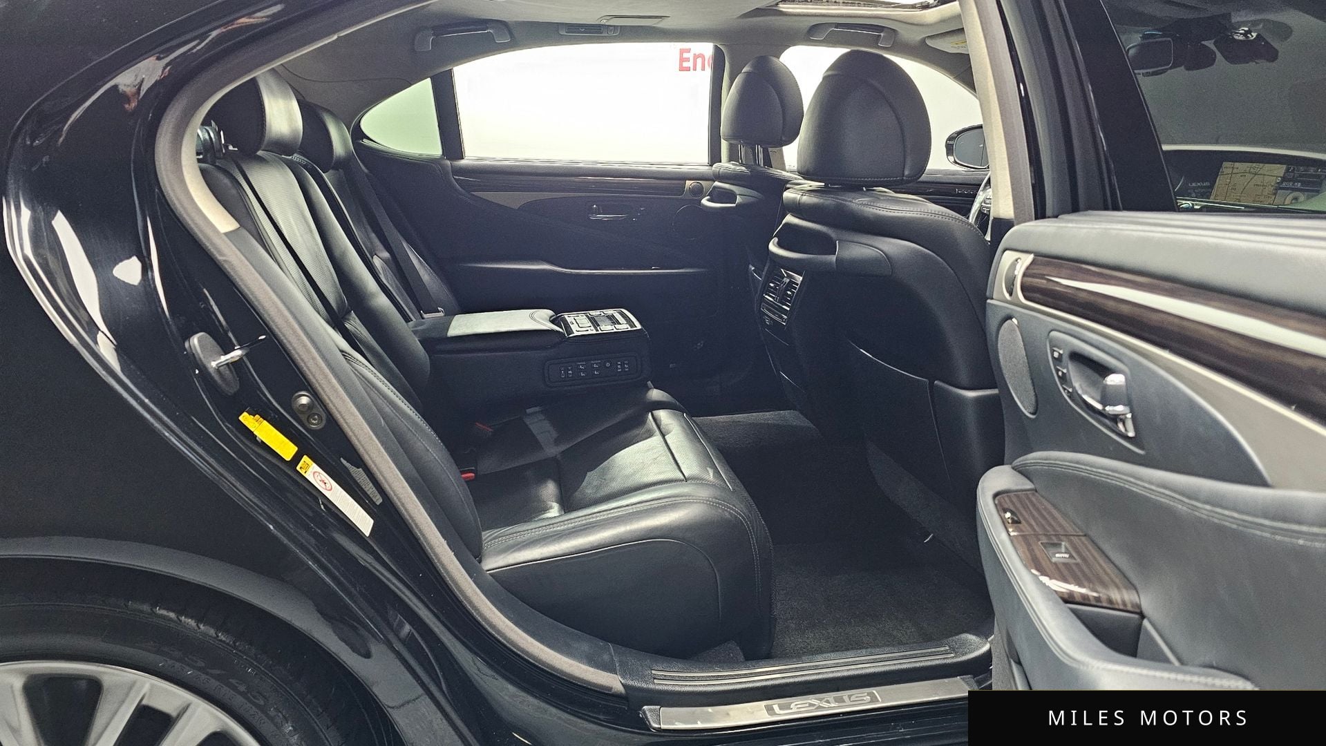 Лексус LS600hL 2013 — миниатюра 11