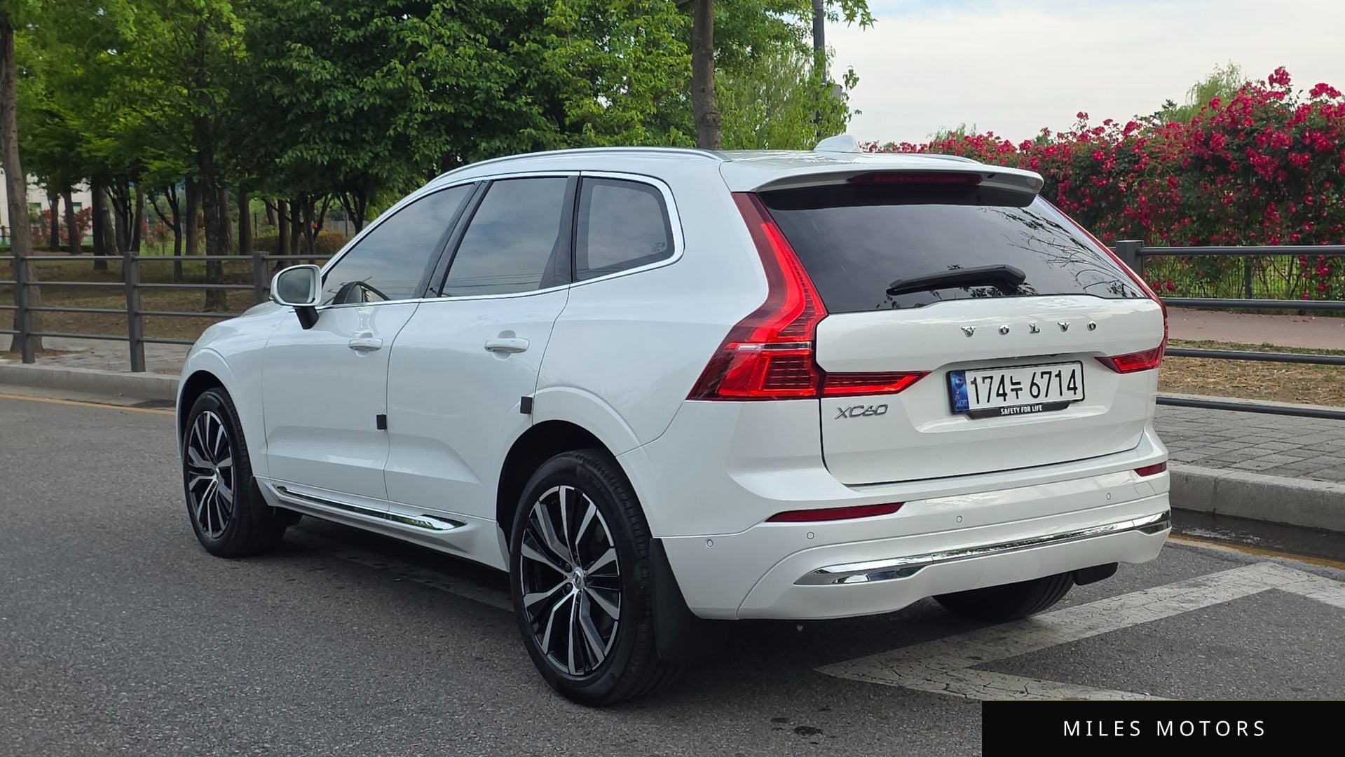 Volvo XC60 2023 — миниатюра 2
