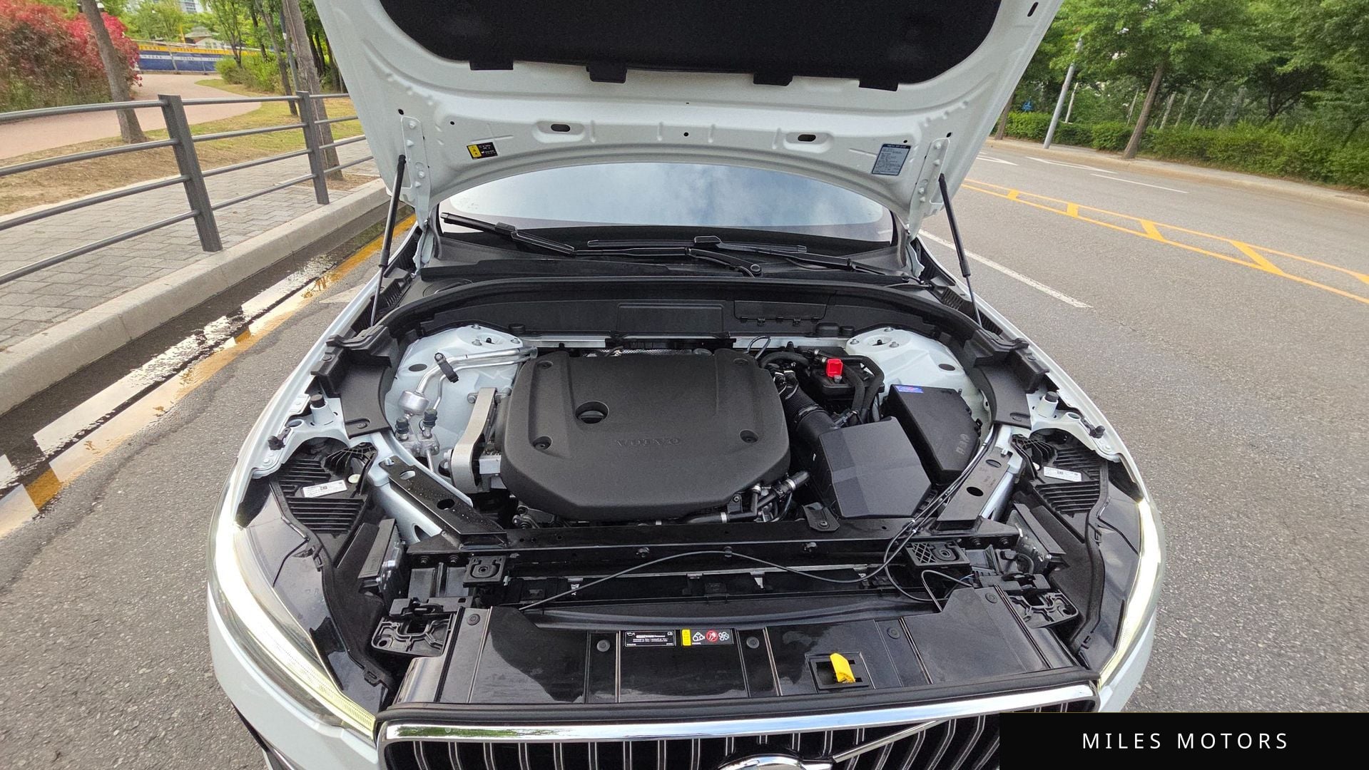 Volvo XC60 2023 — миниатюра 6