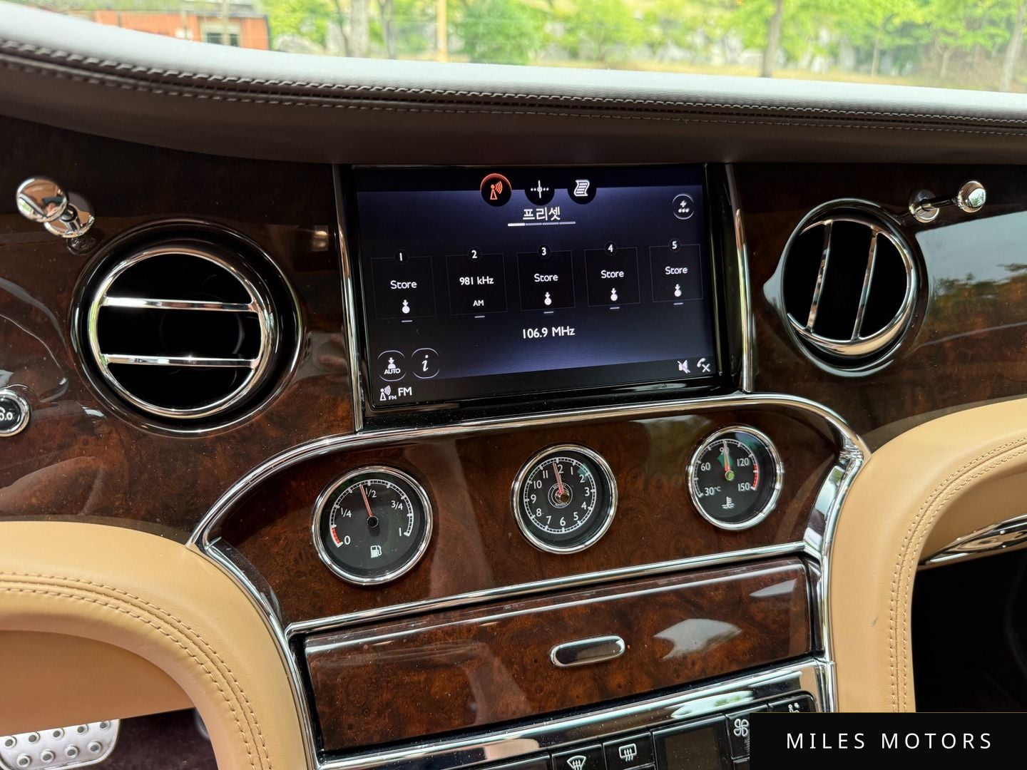 Bentley Mulsanne 2018 — миниатюра 12