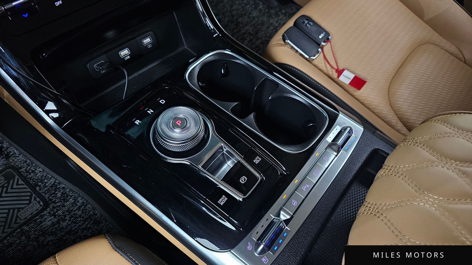 Kia Carnival 2023 — миниатюра 9