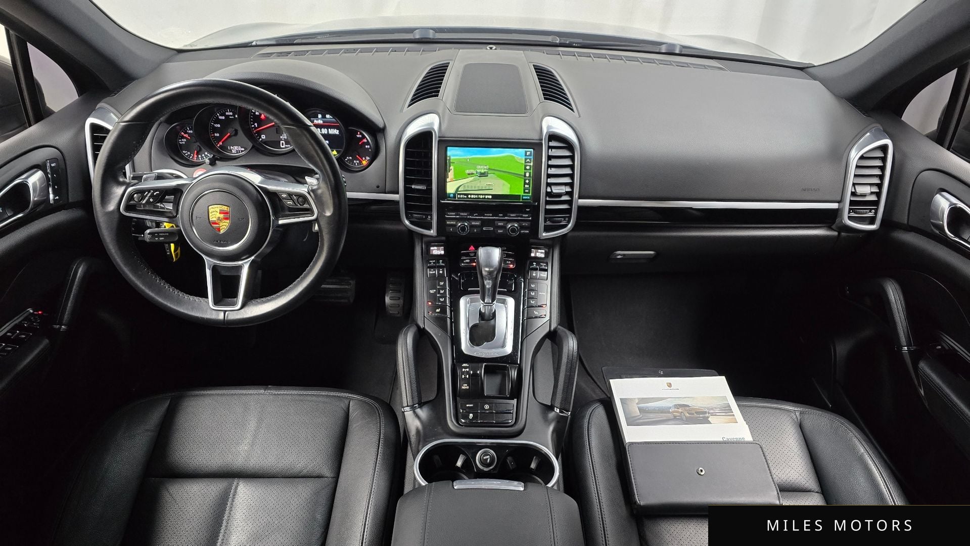 Porsche Cayenne 2016 — миниатюра 7