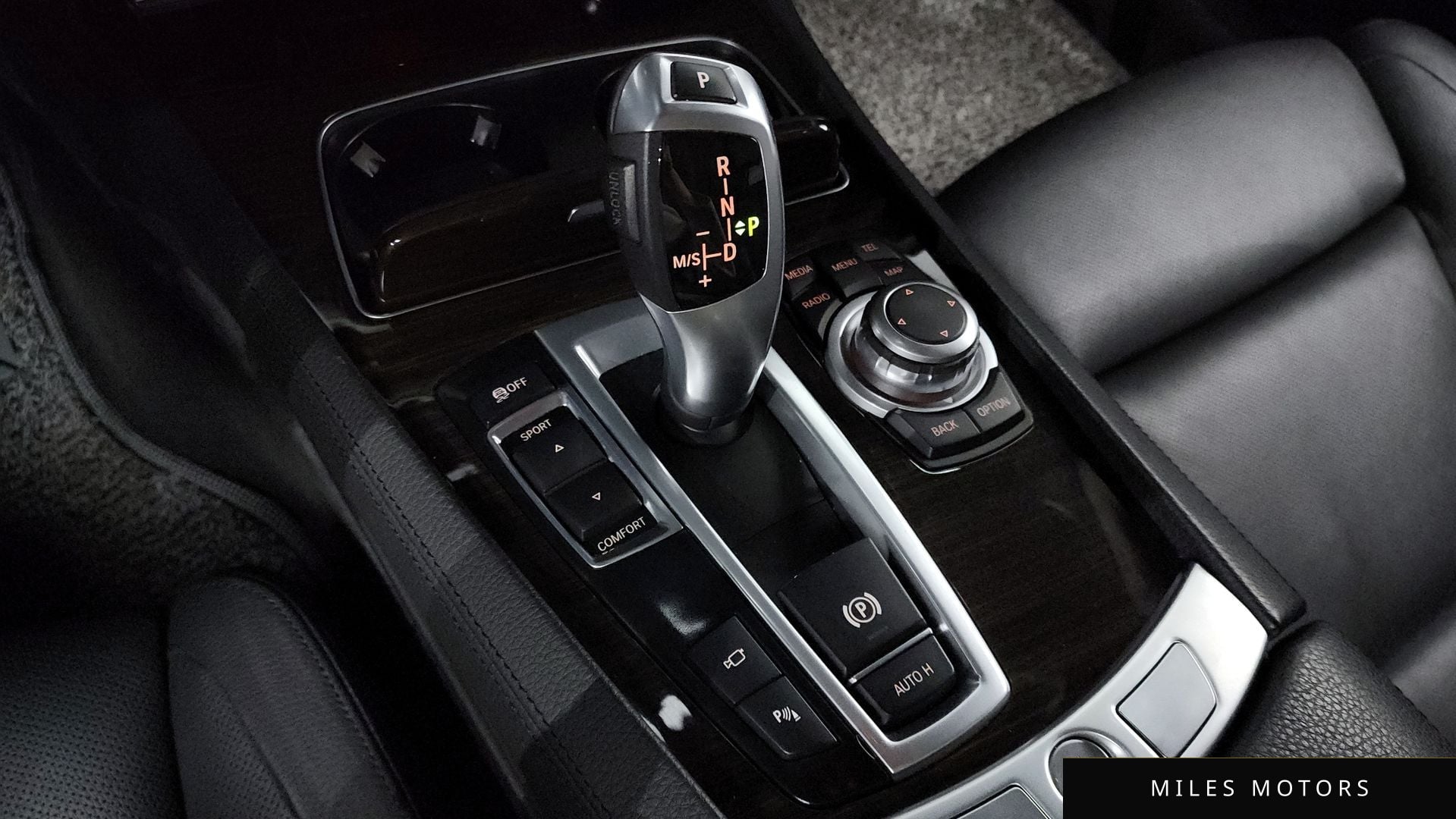 BMW 7 Series (F01) 2013 — миниатюра 9