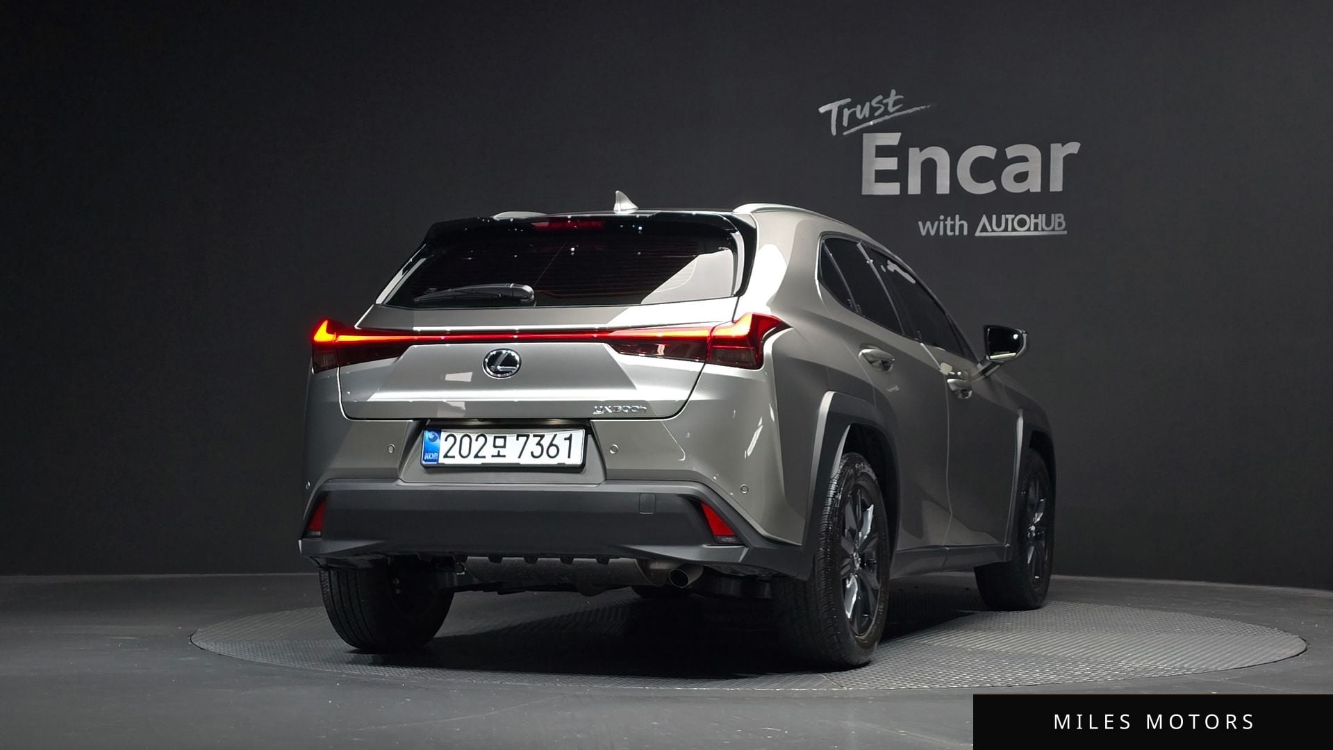 Лексус UX300h 2026 — миниатюра 4
