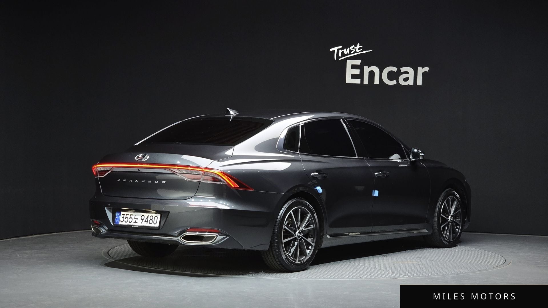 Hyundai Grandeur 2022 — миниатюра 2
