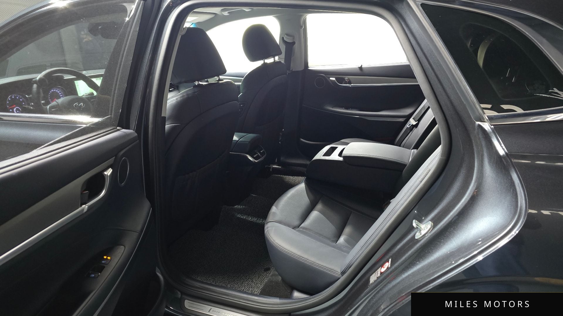 Hyundai Grandeur 2022 — миниатюра 11