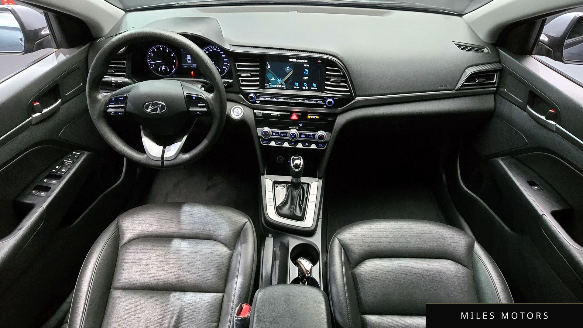 Hyundai AVANTE 2019 — миниатюра 10