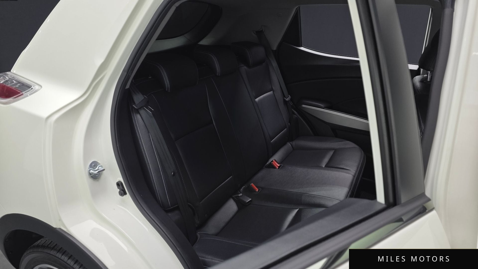 KG Mobility Tivoli 2016 — миниатюра 12