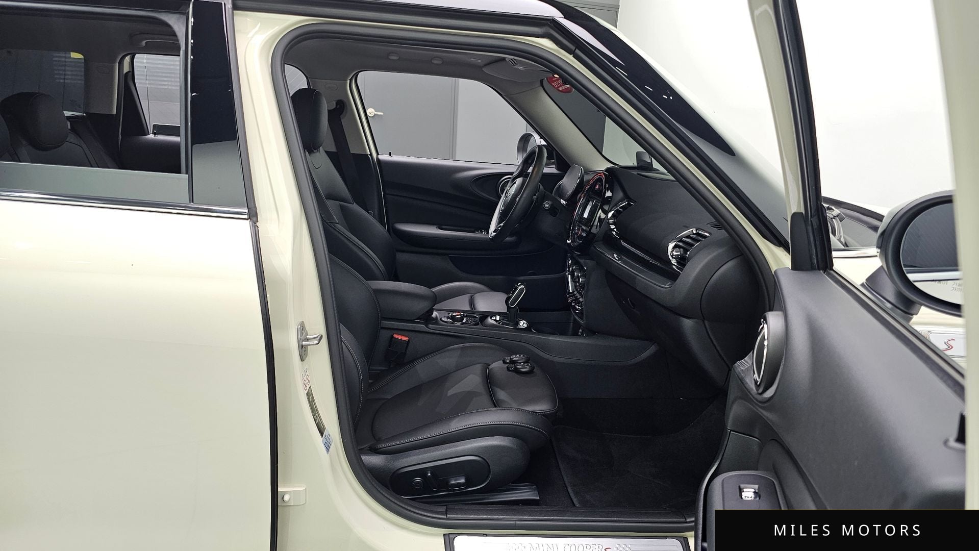 MINI Clubman 2021 — миниатюра 12