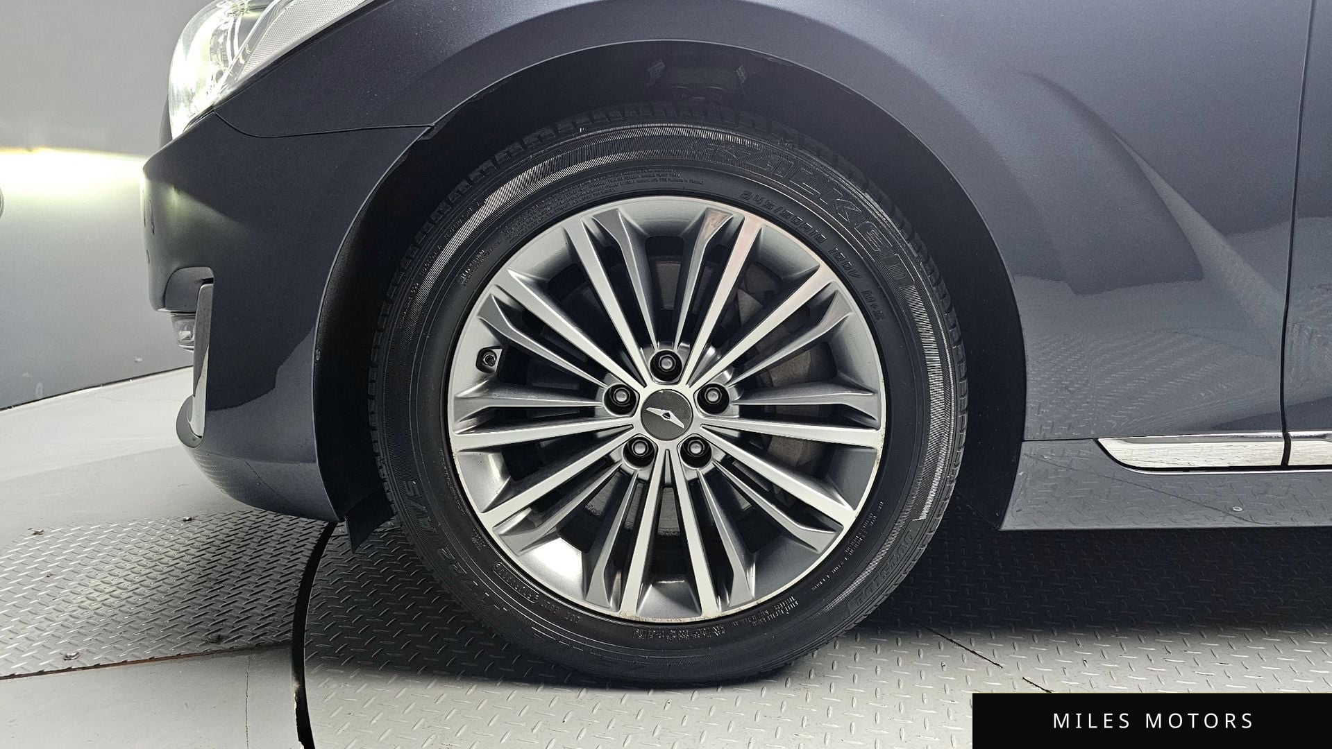 Genesis EQ900 2016 — миниатюра 5